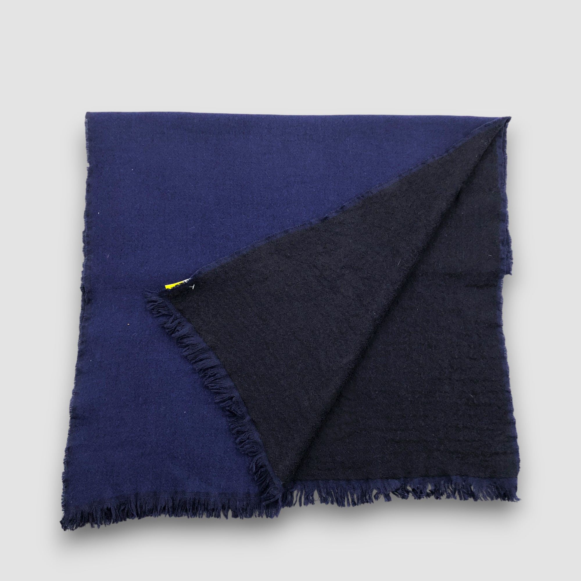 Jil Stuart Vintage Jill Stuart Scarf Muffler Wool Fringe Winter Scarves Size ONE SIZE - 3 Thumbnail