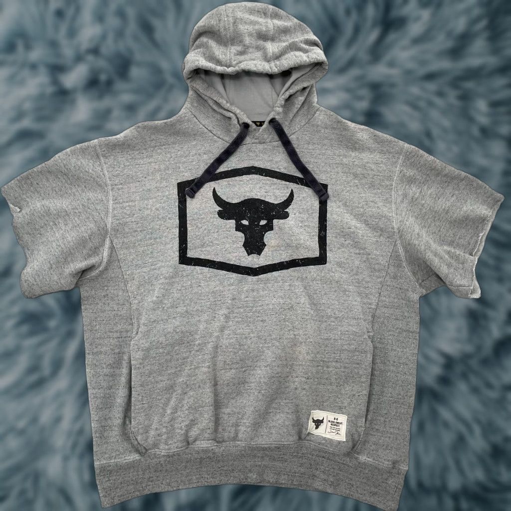 Under Armour VINTAGE Under Armour Project Rock Hoodie Pullover Men Large Sleeveless Gray Graphic Logo Athletic Activewear Size US L / EU 52-54 / 3 - 1 Thumbnail