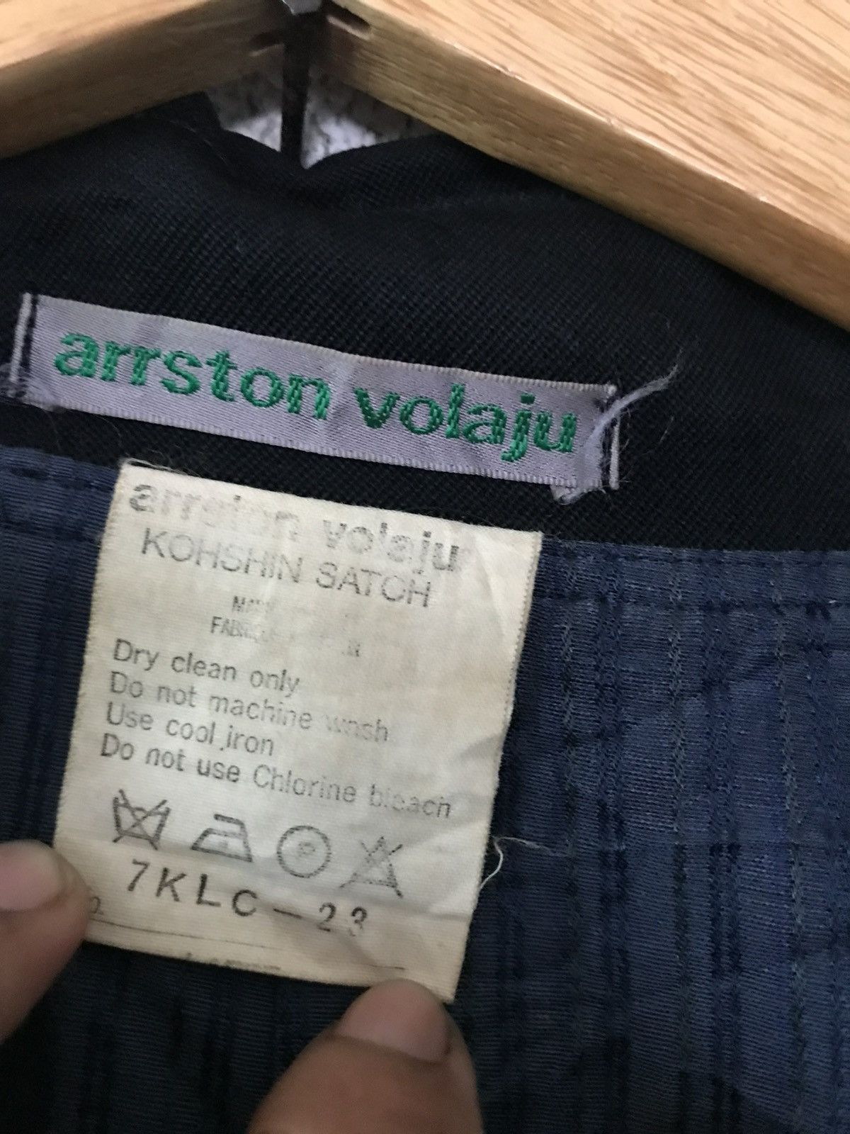 Japanese Brand Arraton Volaji KOHSHIN SATCH OVER SIZE VERY RARE Size US L / EU 52-54 / 3 - 9 Thumbnail
