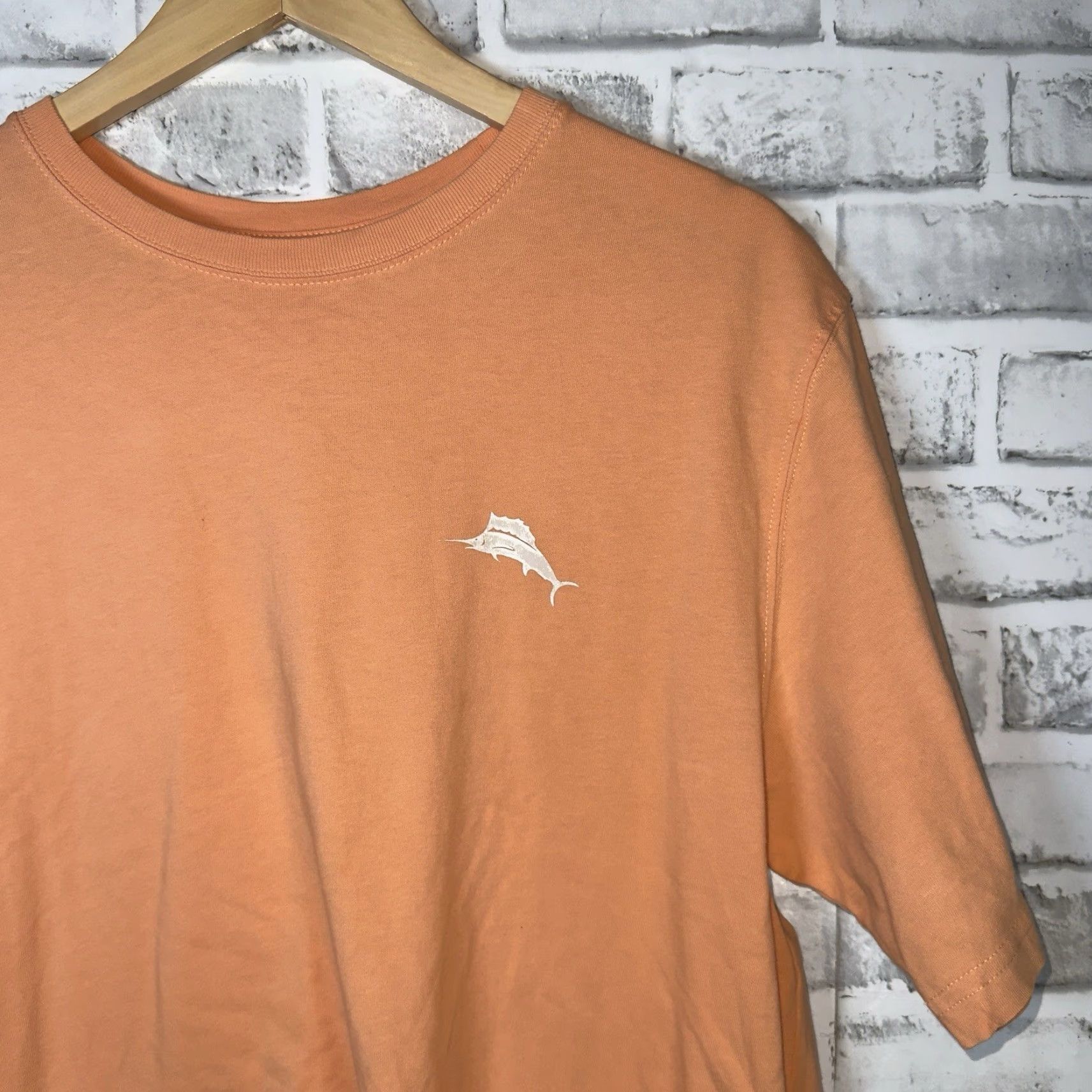 Tommy Bahama TOMMY BAHAMA Relaxed Fit Orange Graphic Tee Adult Large 100% Cotton Mens Size US L / EU 52-54 / 3 - 3 Thumbnail