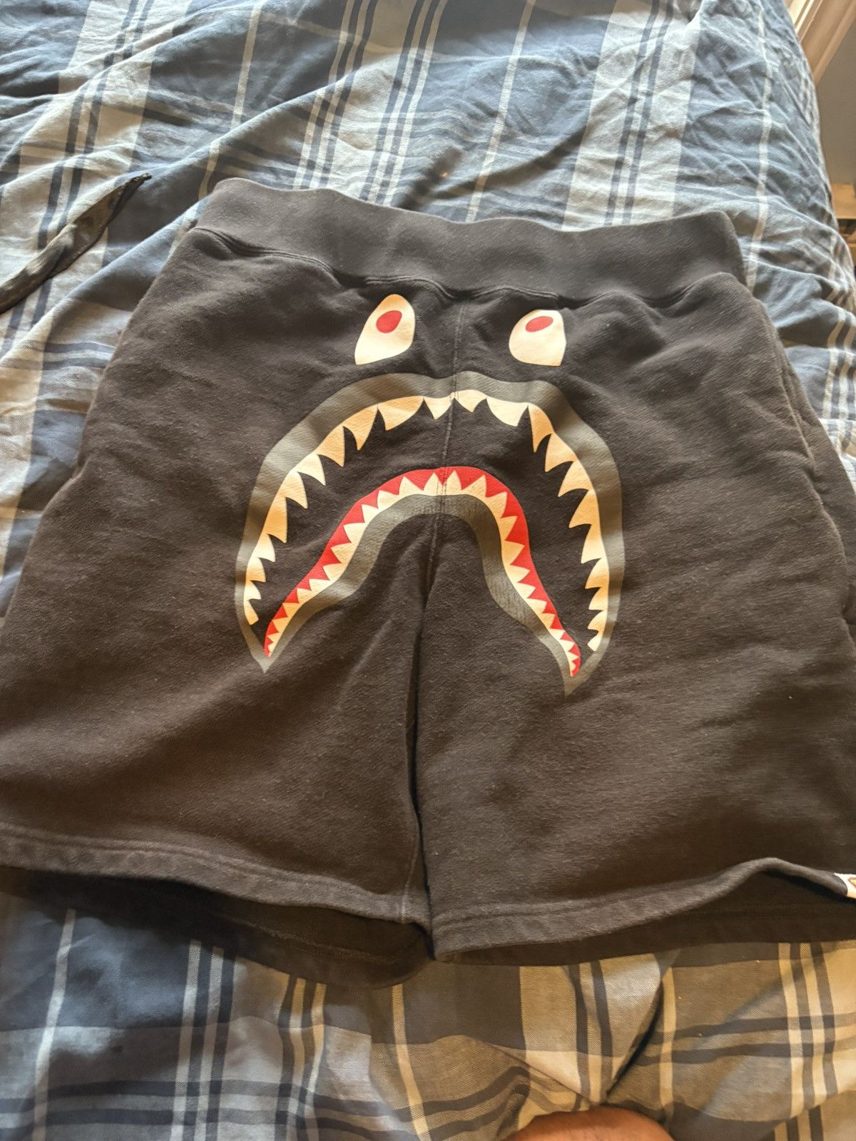 Bape black sweat shorts Size US 34 / EU 50 - 1 Thumbnail