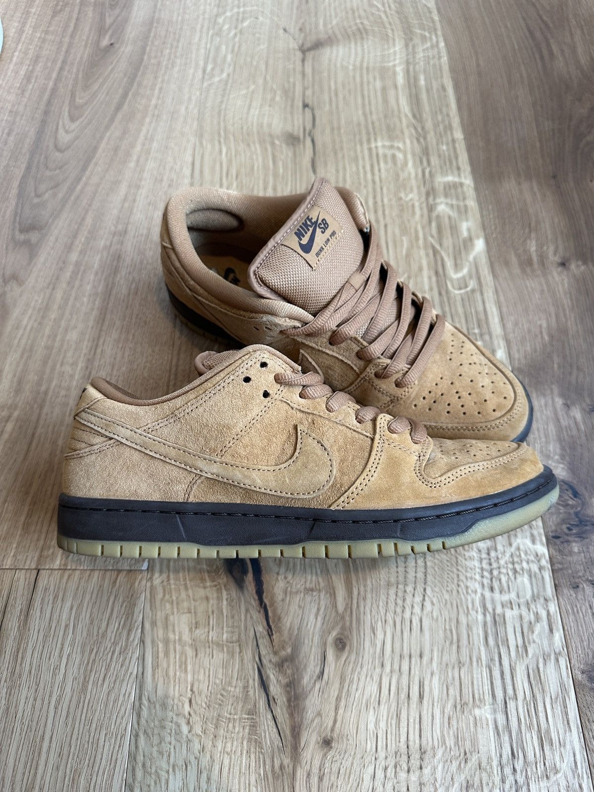 NIKE SB DUNK LOW WHEAT MOCHA