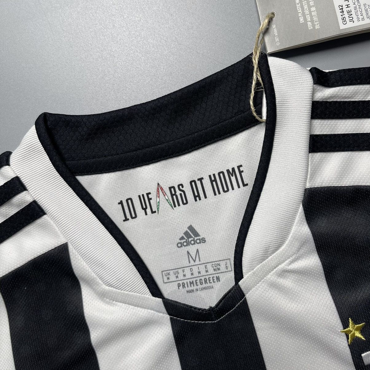 Adidas × Vintage JUVENTUS ADIDAS 2021/2022 FOOTBALL HOME JERSEY #7 RONALDO Size US M / EU 48-50 / 2 - 6 Thumbnail