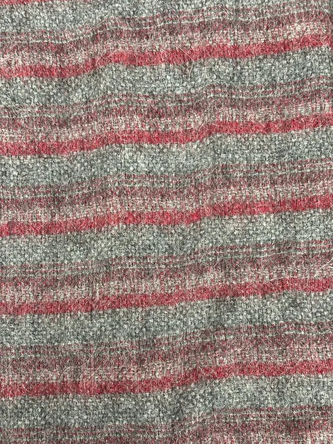 Gucci 2000s Gucci Red & Grey Striped Wool Scarf Size ONE SIZE - 10 Thumbnail