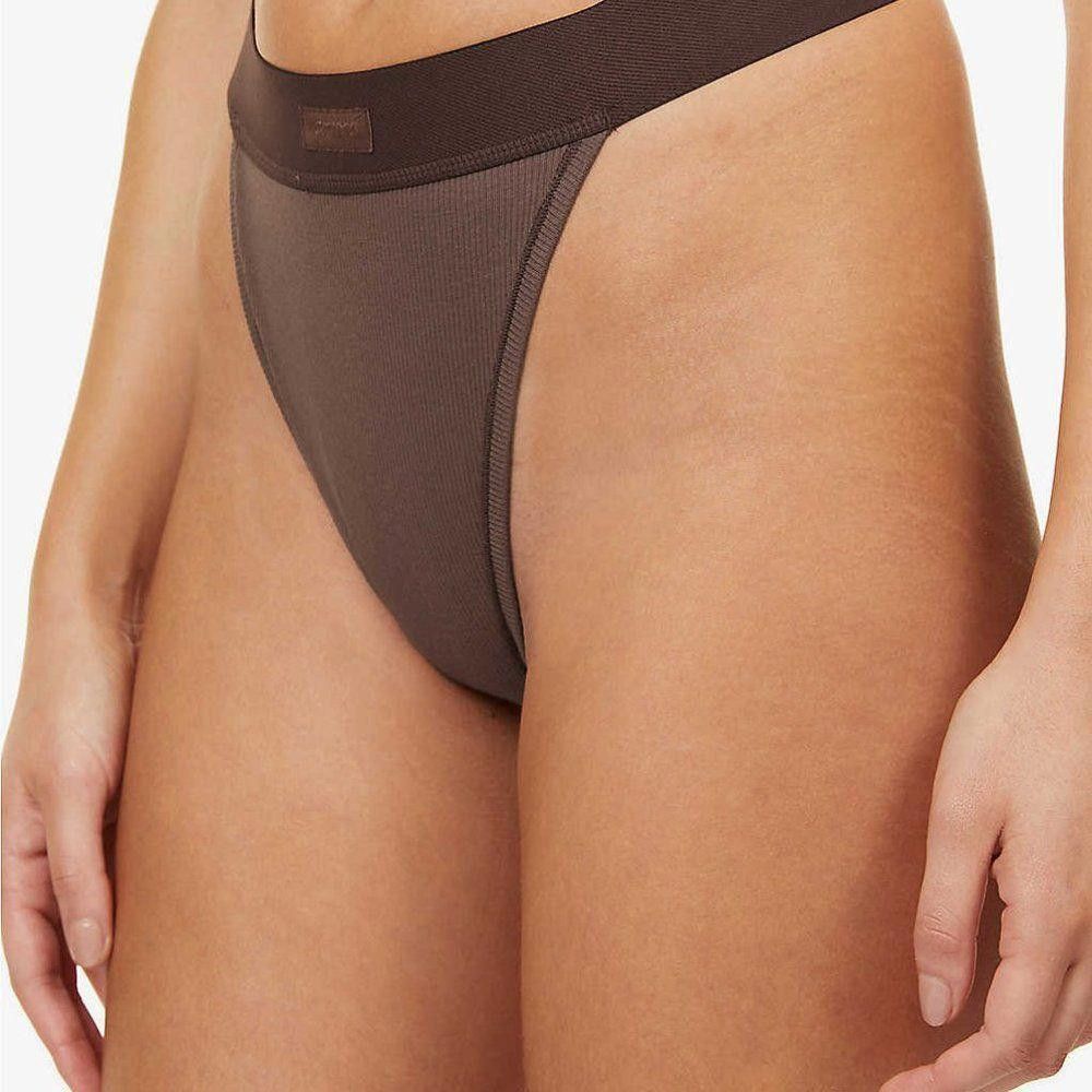 Designer CT1097a NWT-SKIMS COTTON RIB THONG HIGH CUT-GARNET Size ONE SIZE - 1 Preview