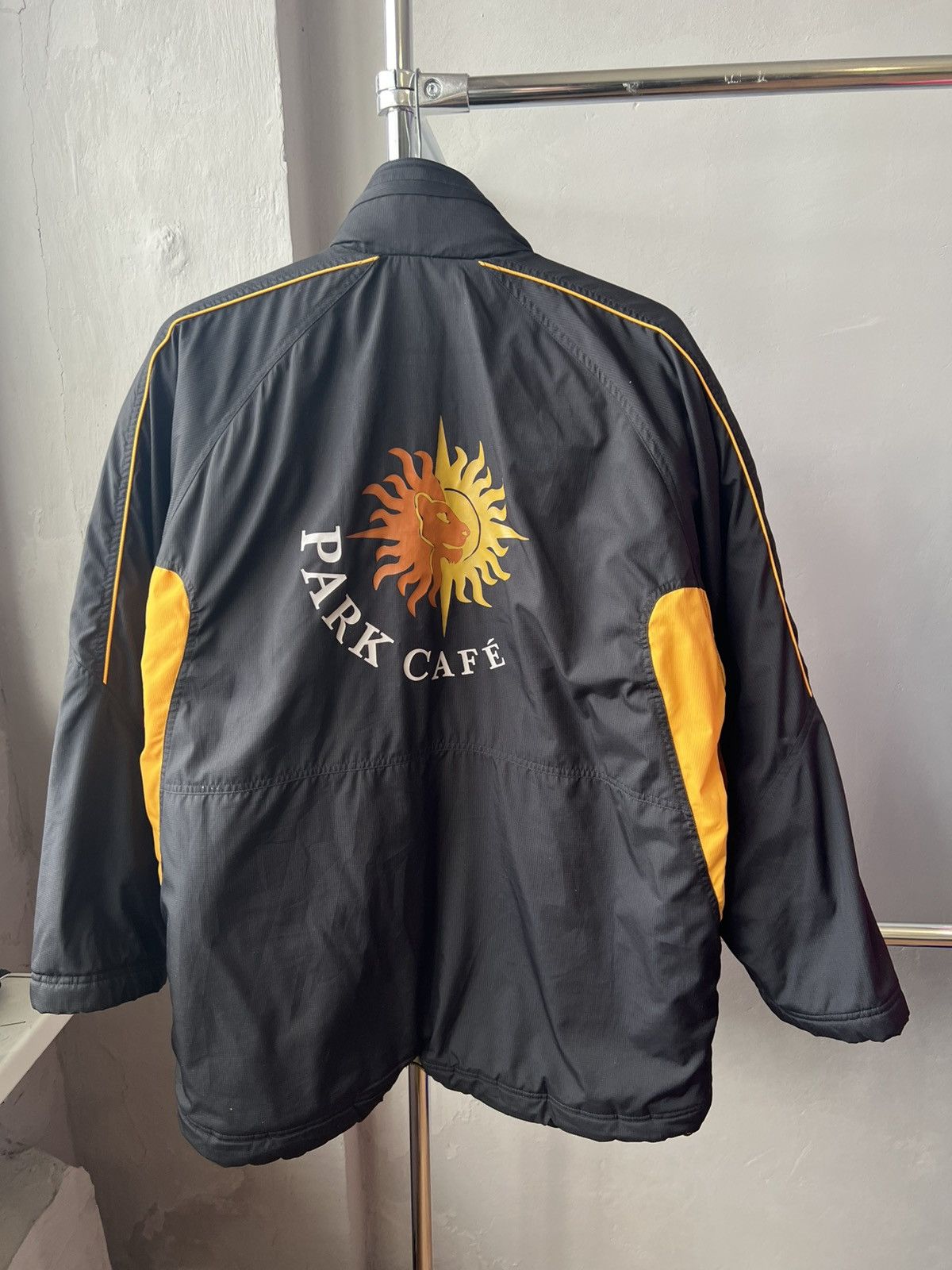 Puma 90’S BSV BAD BLEIBERG AUSTRIA VINTAGE FOOTBALL JACKET COAT Size US M / EU 48-50 / 2 - 19 Thumbnail