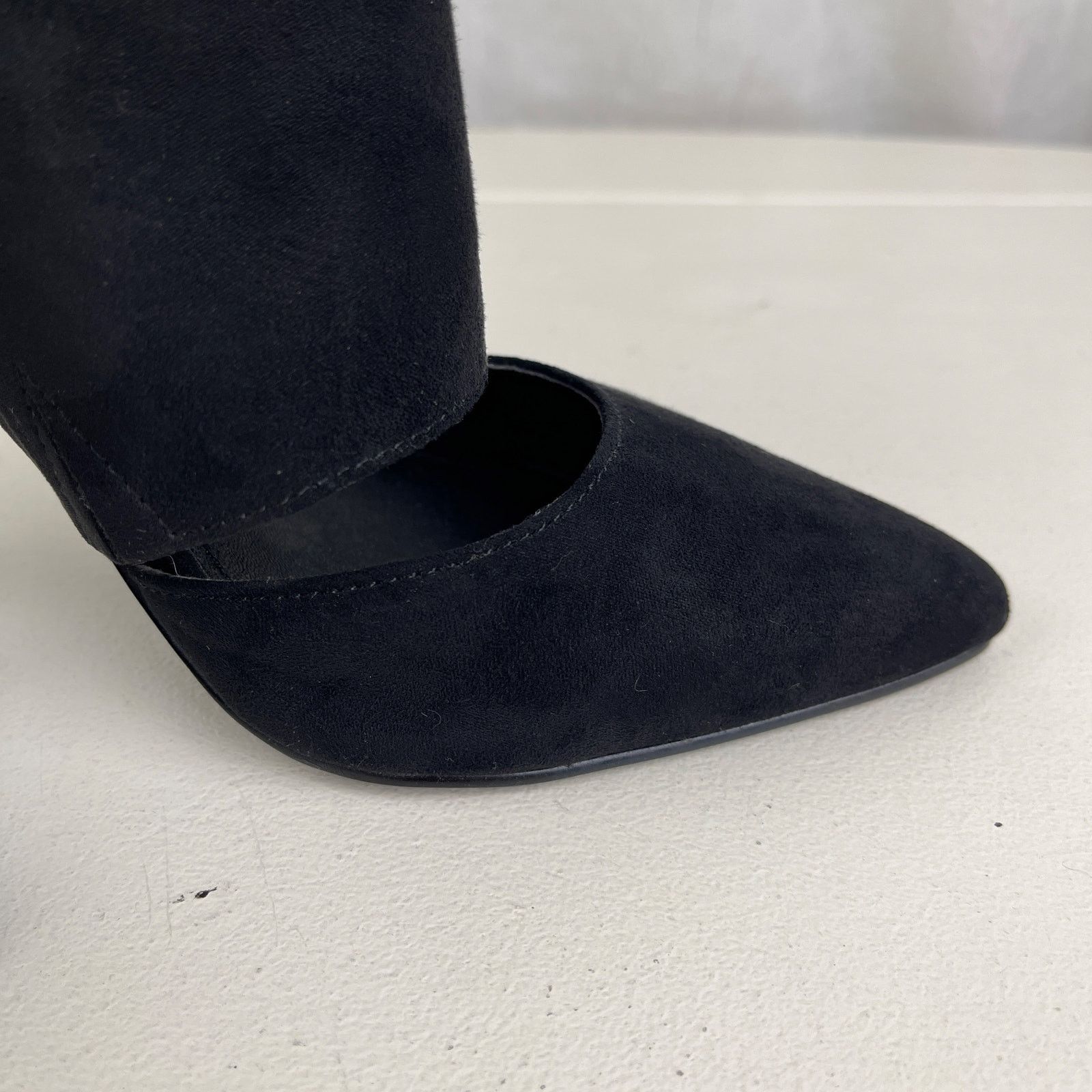 Express Express Stiletto Booties Heels Faux Suede Pointed Toe 6 NWT Size US 6 / IT 36 - 10 Thumbnail