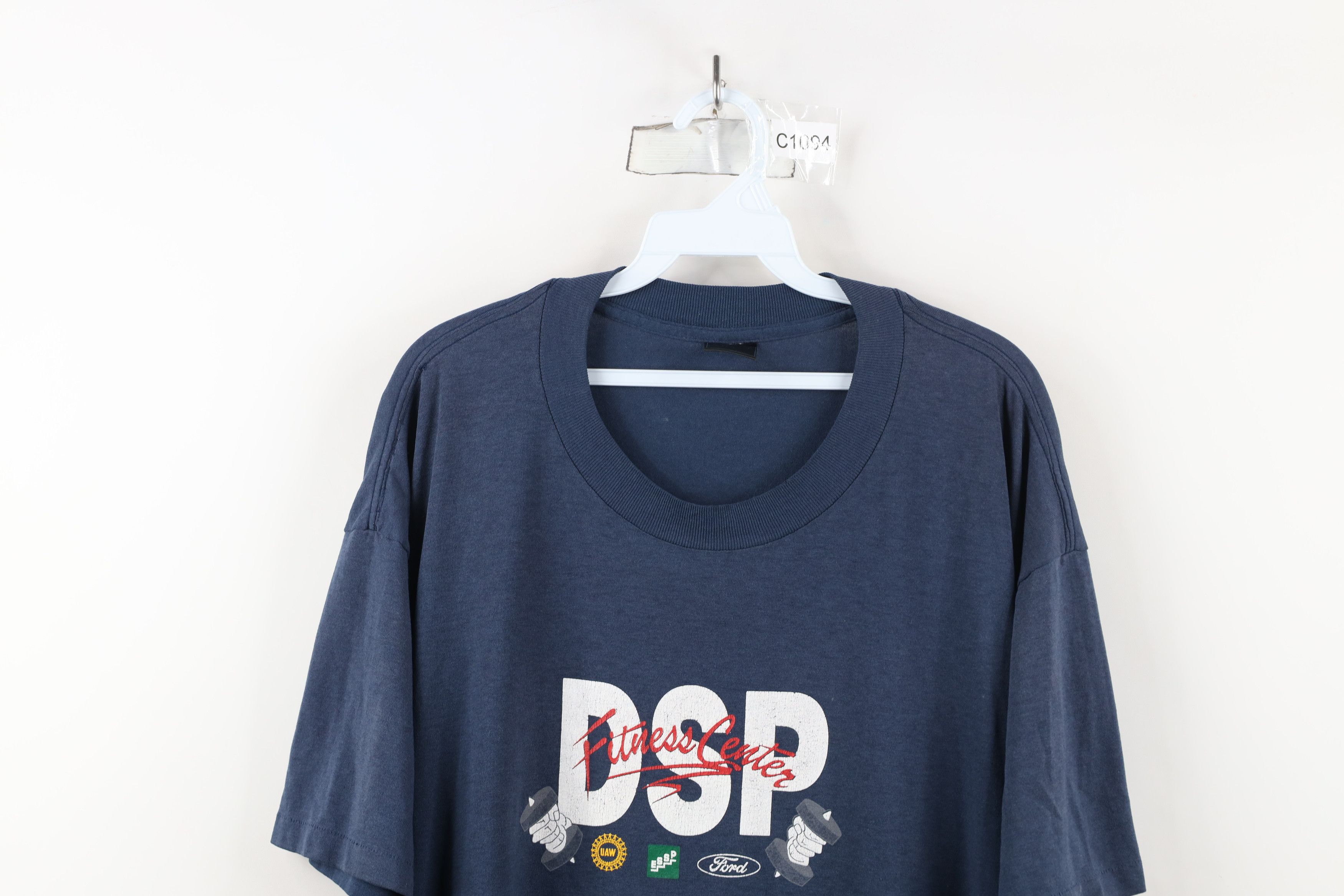 Vintage Vintage 90s UAW Ford Motor Co DSP Fitness Center T-Shirt USA Size US XXL / EU 58 / 5 - 2 Thumbnail