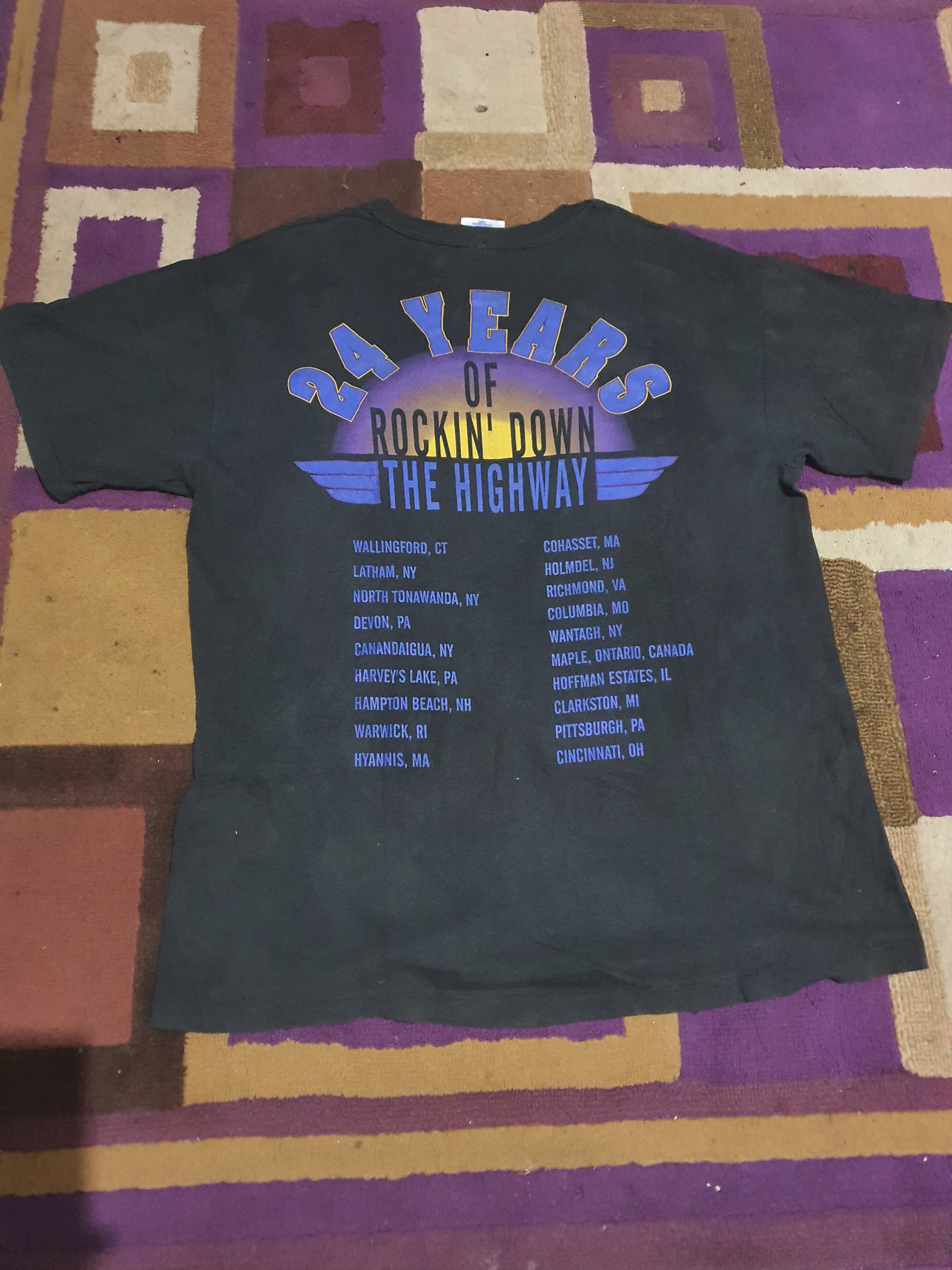 Band Tees 🌈 Doobie Brothers 24 years,Rolling Stones Deep Purple Kiss Size US L / EU 52-54 / 3 - 7 Thumbnail