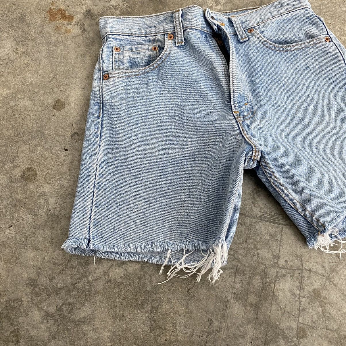 Levi's Vintage 1991 Levis 505 Light Blue Denim Shorts Jorts Cut Off Size US 29 - 8 Thumbnail