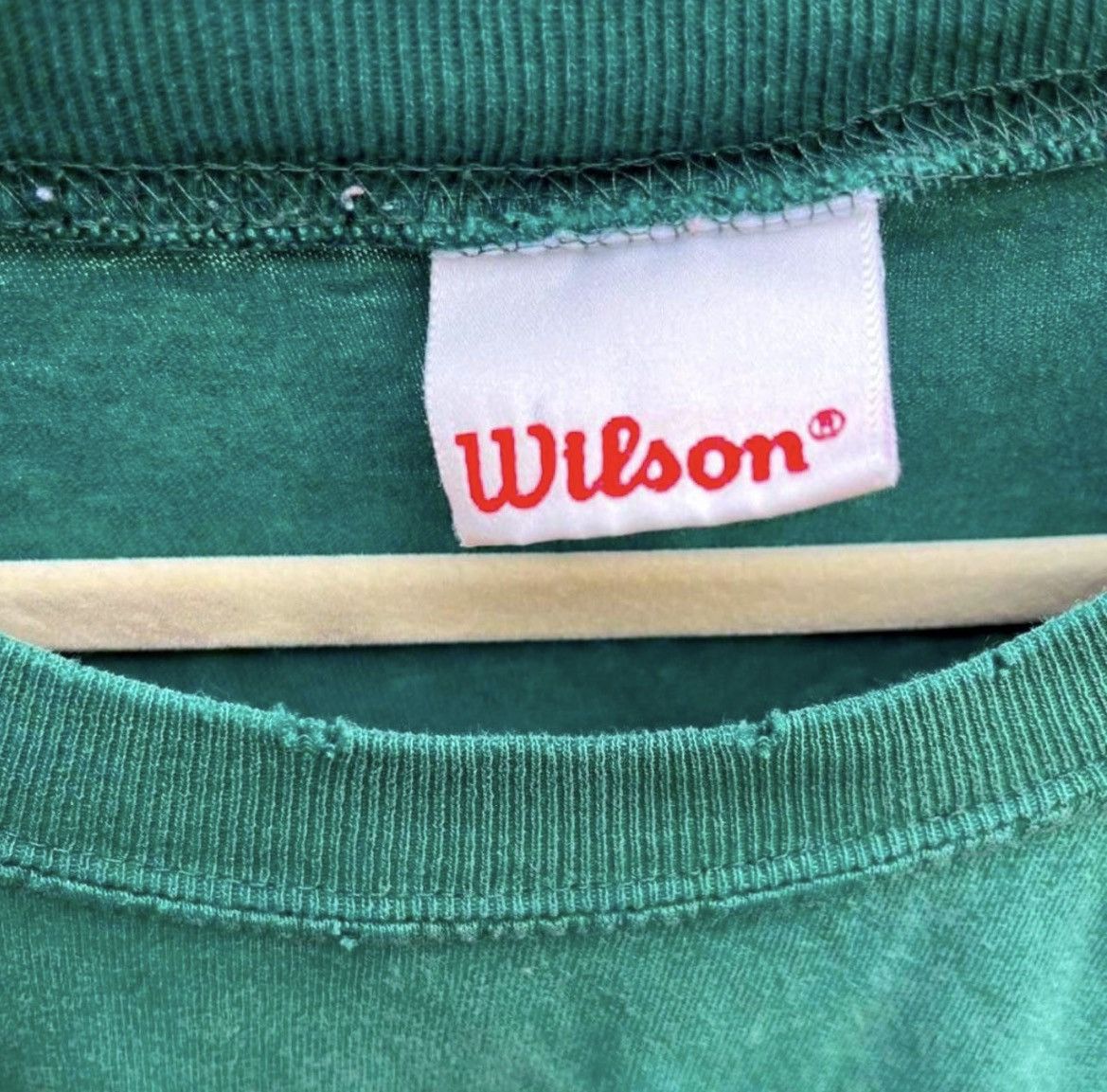 Wilson Vintage 90s Wilson Green Embroidered Logo Athletic T-Shirt Size US L / EU 52-54 / 3 - 5 Thumbnail