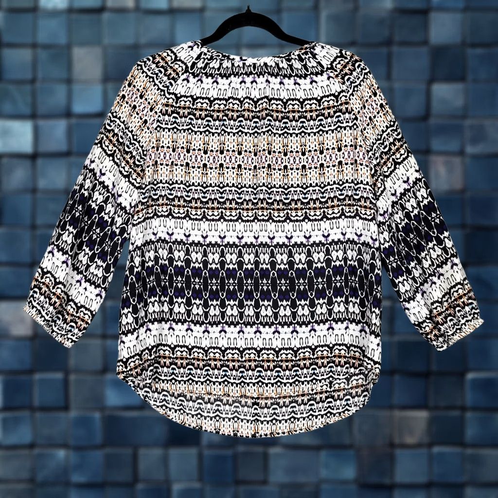Velvet Velvet BY GRAHAM & SPENCER Abstract Print Women's V-neck Blouse M Multicolor Long Sleeve Shirt Womens Regular Size M Velvet BY GRAHAM & SPENCERMADE Size M / US 6-8 / IT 42-44 - 1 Thumbnail