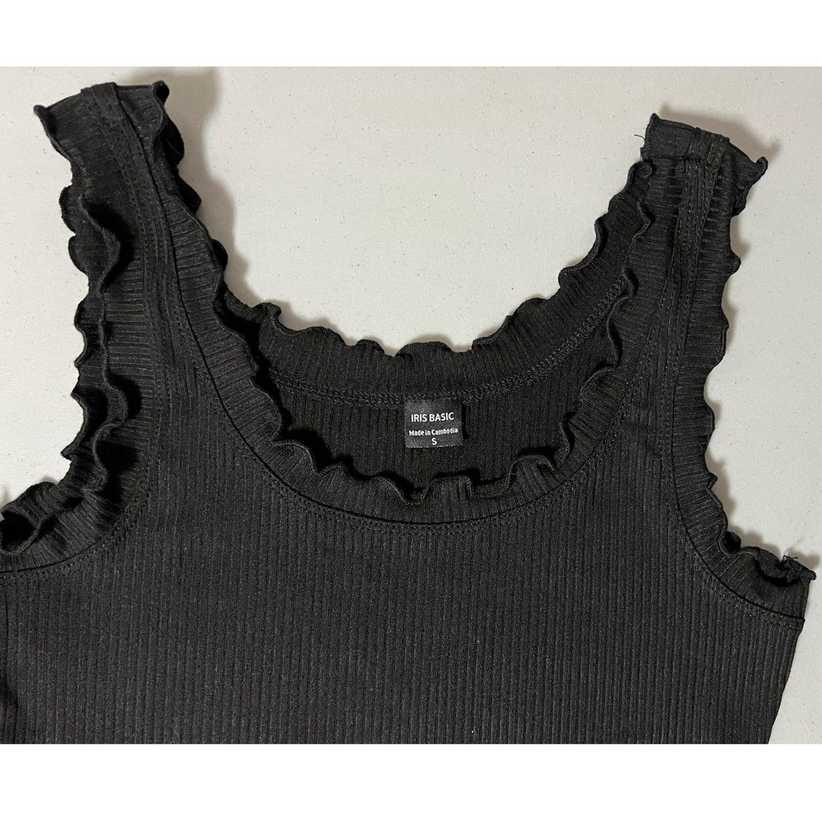 Vintage Iris Basic Black Tank Crop Top Cami Camisole Shirt Size S 🕷️ Size S / US 4 / IT 40 - 3 Thumbnail