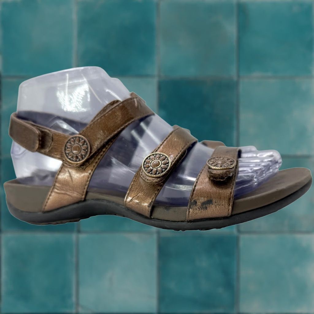 Vionic Vionic Sandals Strappy Bronze Metallic Leather Adjustable Strap Arch Support Cushion Women's 6 Casual Summer Travel Size US 6 / IT 36 - 1 Thumbnail