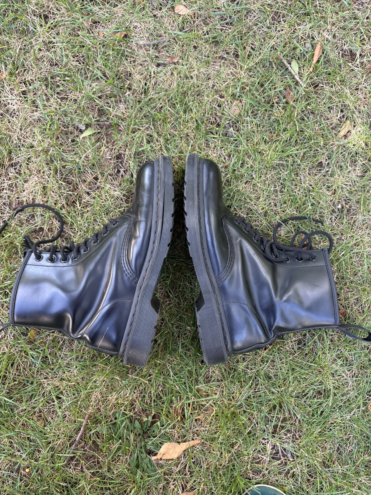 Dr. Martens All Black Dr. Martins - Size 8M/9.5W Size US 8 / EU 41 - 5 Thumbnail