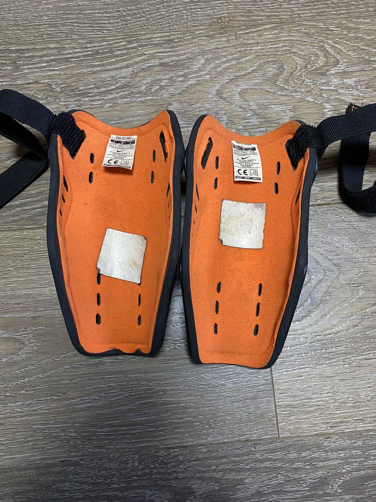 Nike × Vintage VTG Nike Total 90 Soocer Shields Size L Rare Black/Orange Size ONE SIZE - 10 Thumbnail