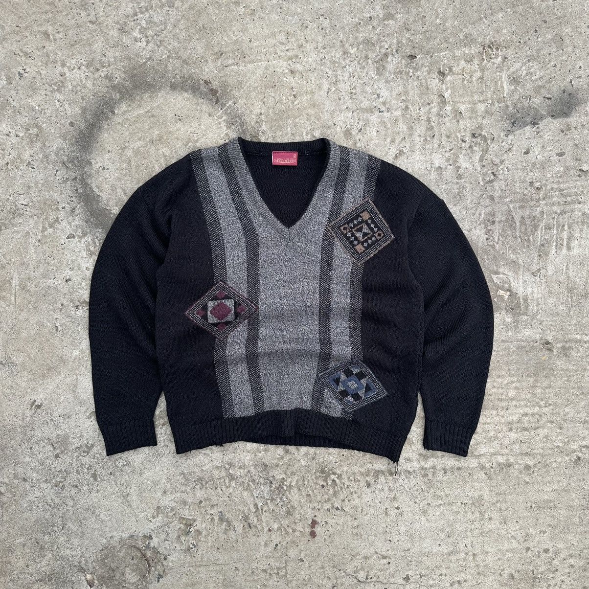 Vintage Vintage Knit Sweater V Neck Style USA Application Logo Wool Size US M / EU 48-50 / 2 - 1 Thumbnail