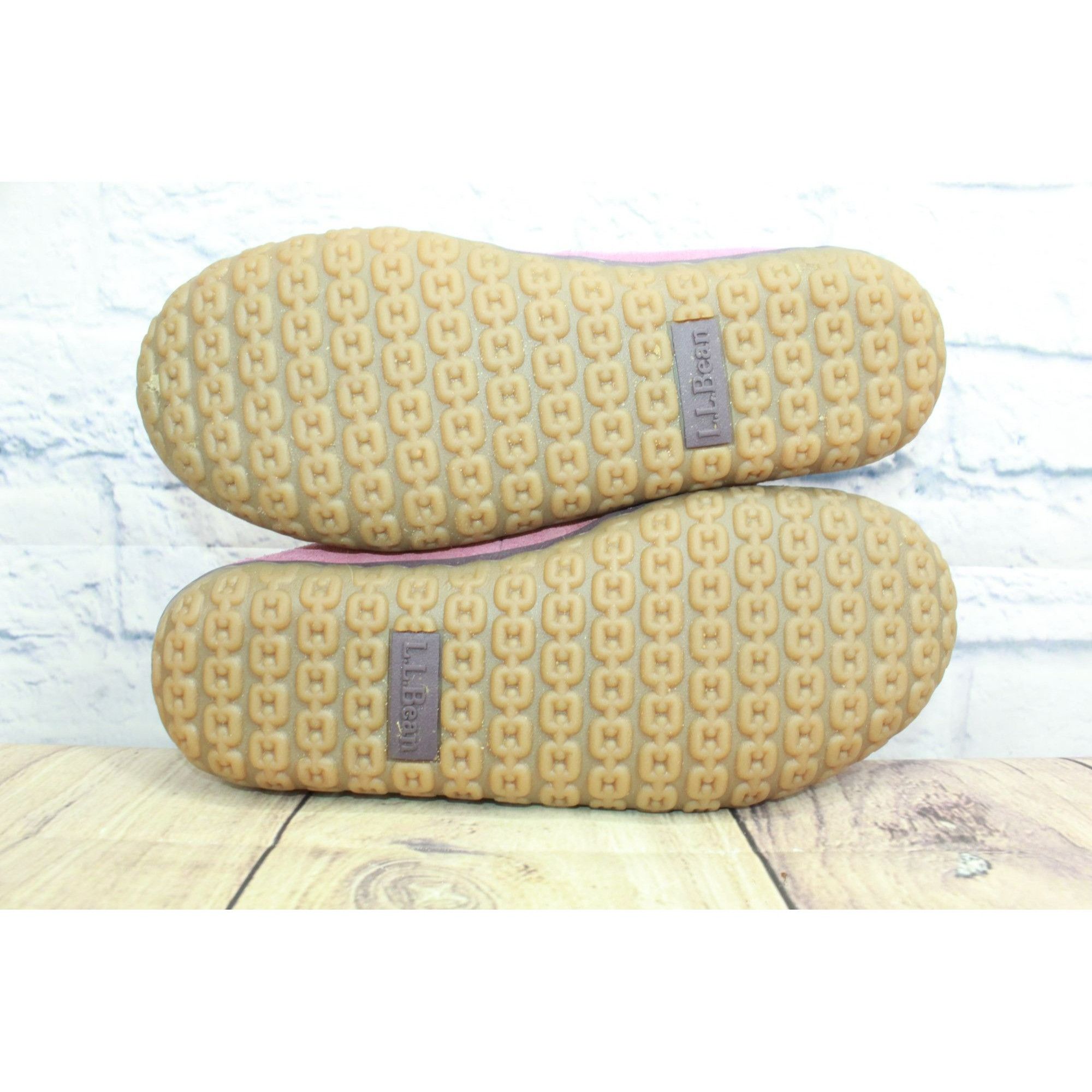 L.L. Bean LL Bean Women's Fleece Lined Mountain Moccasin Slippers Size US 7 / IT 37 - 9 Thumbnail