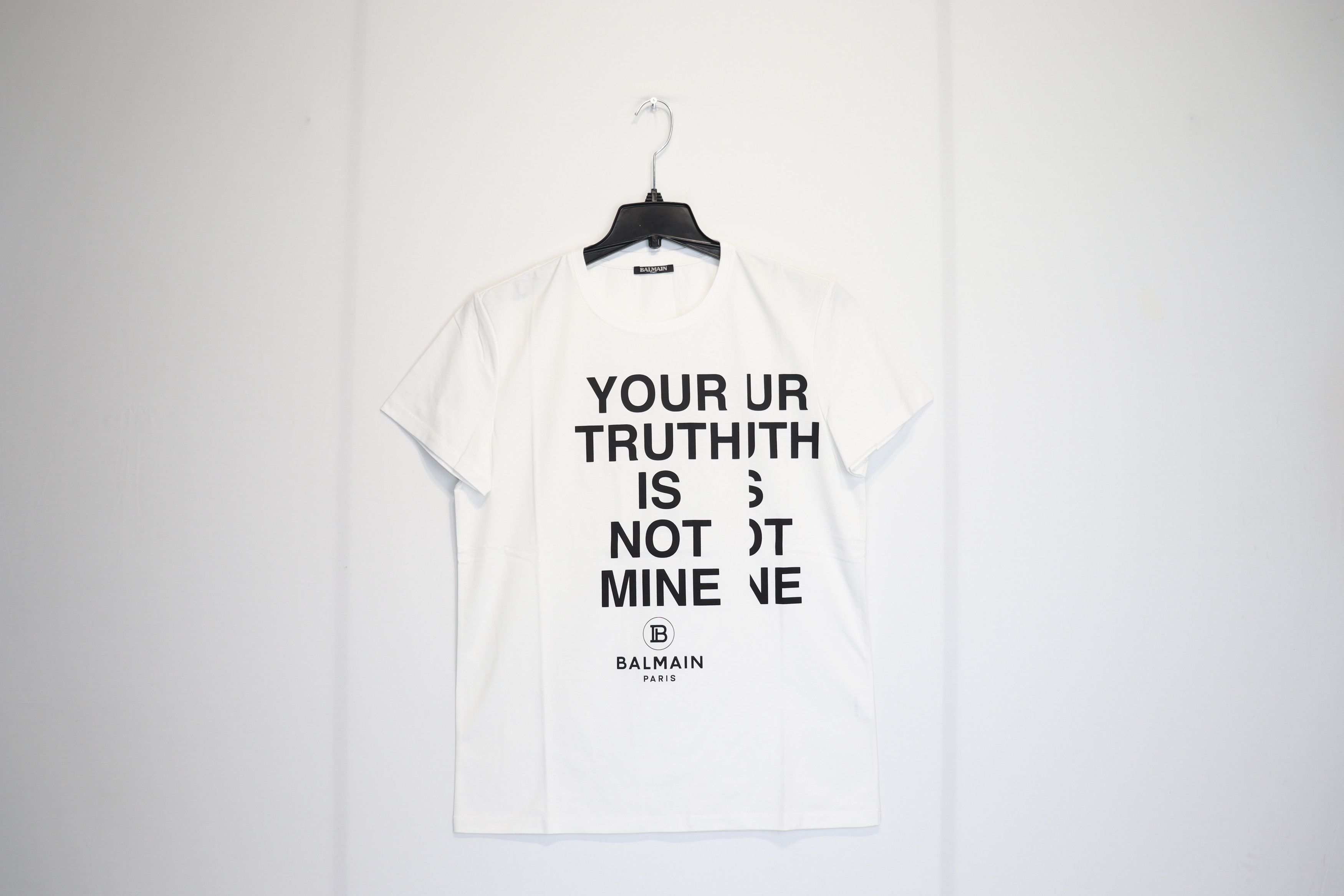 Balmain o1rshd1 " Your Truth in not Mine " T-Shirt in White Size US M / EU 48-50 / 2 - 1 Thumbnail