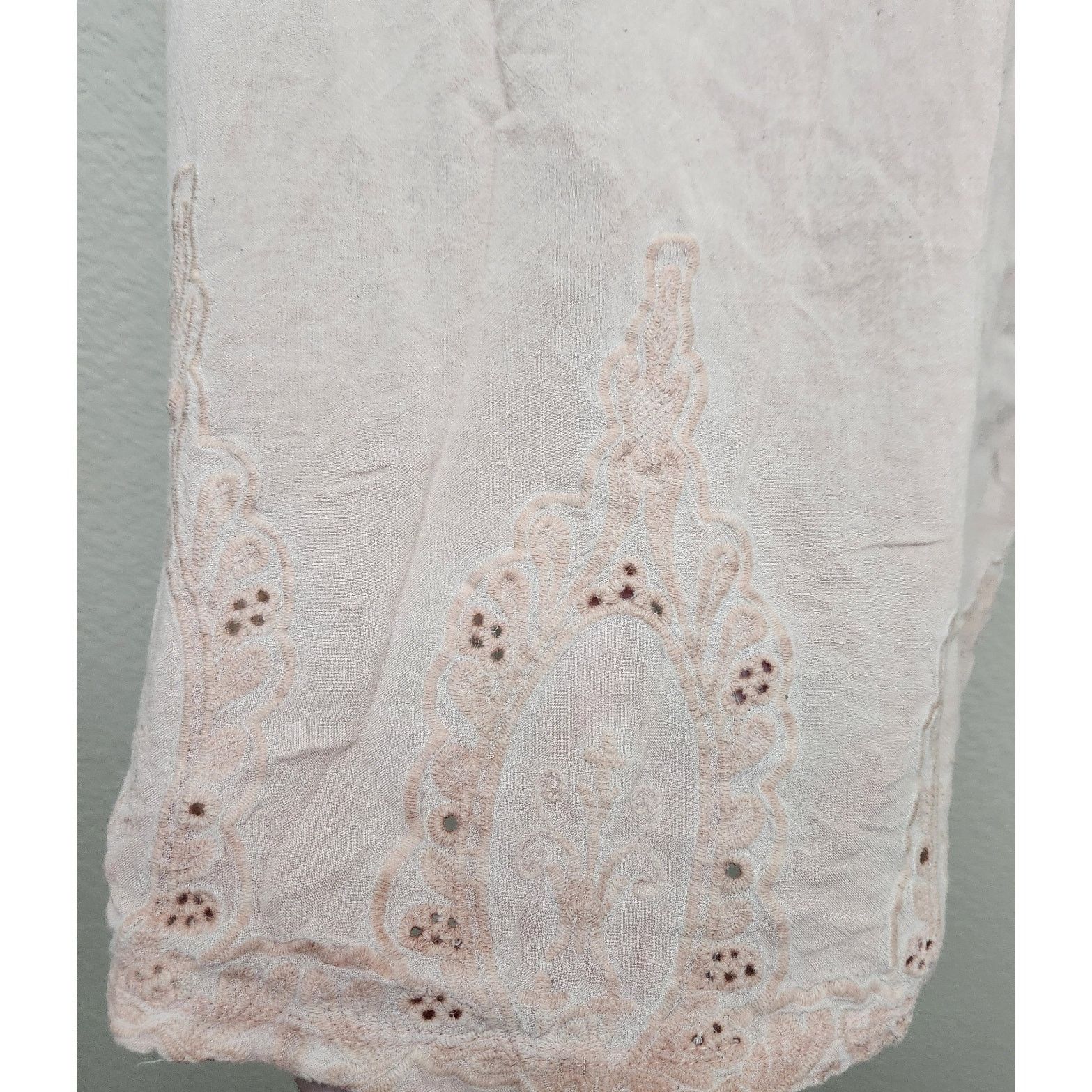 Other Cato Light Pink Round Neck Embroidered Top 18W 20W Size XXL / US 16-18 / IT 52-54 - 3 Thumbnail
