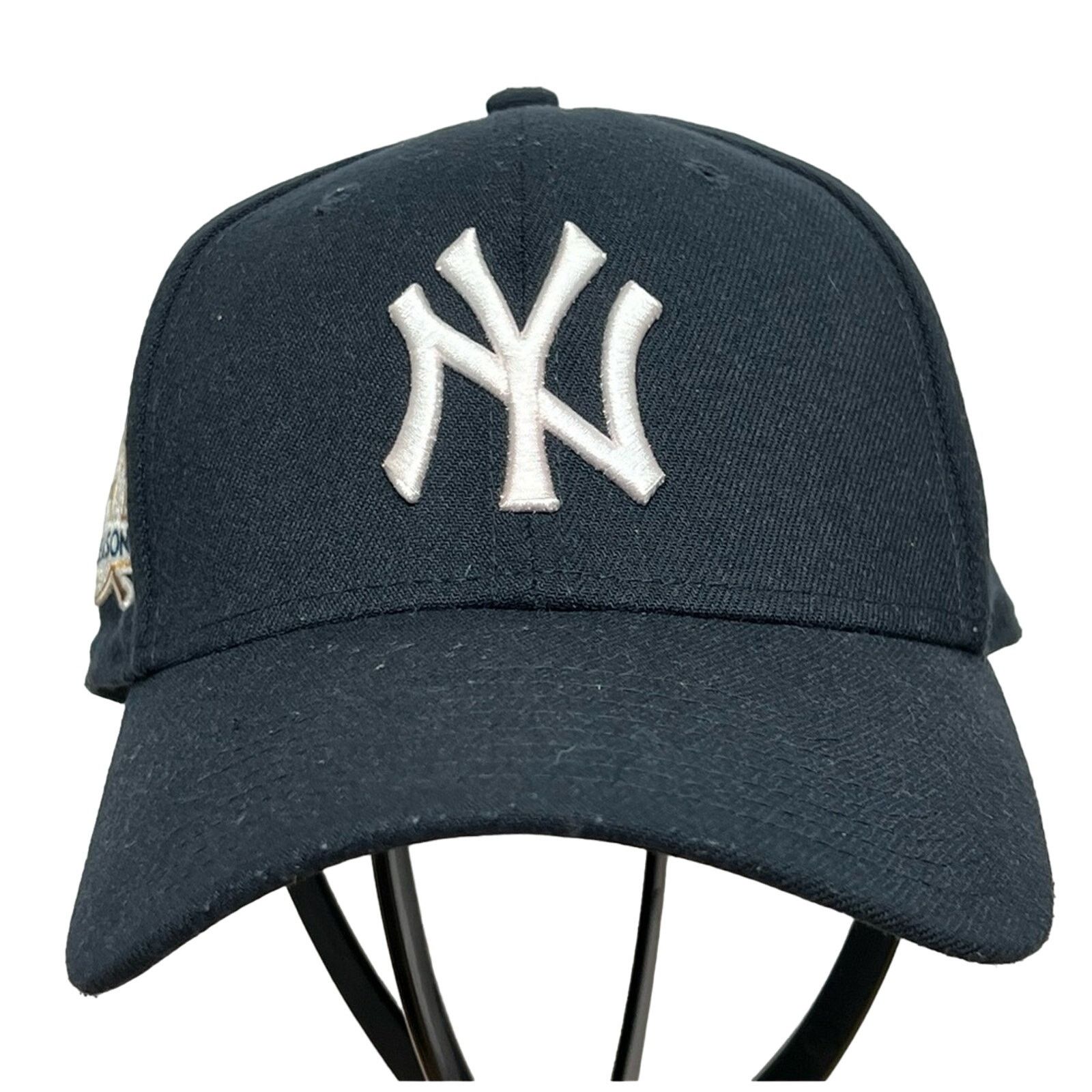 New Era New York Yankees Hat Cap New Era 39Thirty S/M 2017 Playoffs Size ONE SIZE - 1 Thumbnail