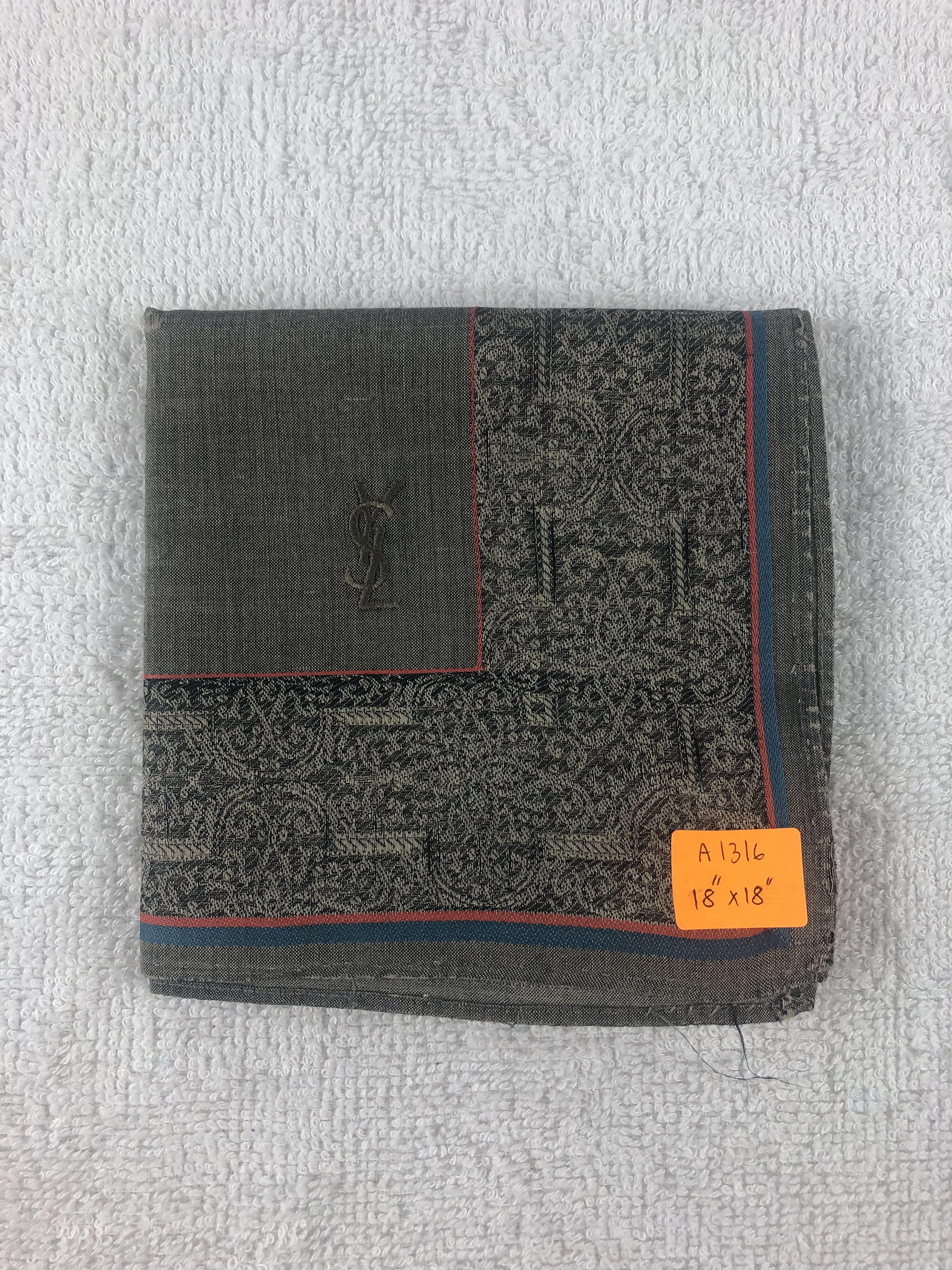 Yves Saint Laurent Yves Saint Laurent Handkerchief / Bandana / Neckerchief Size ONE SIZE - 6 Thumbnail