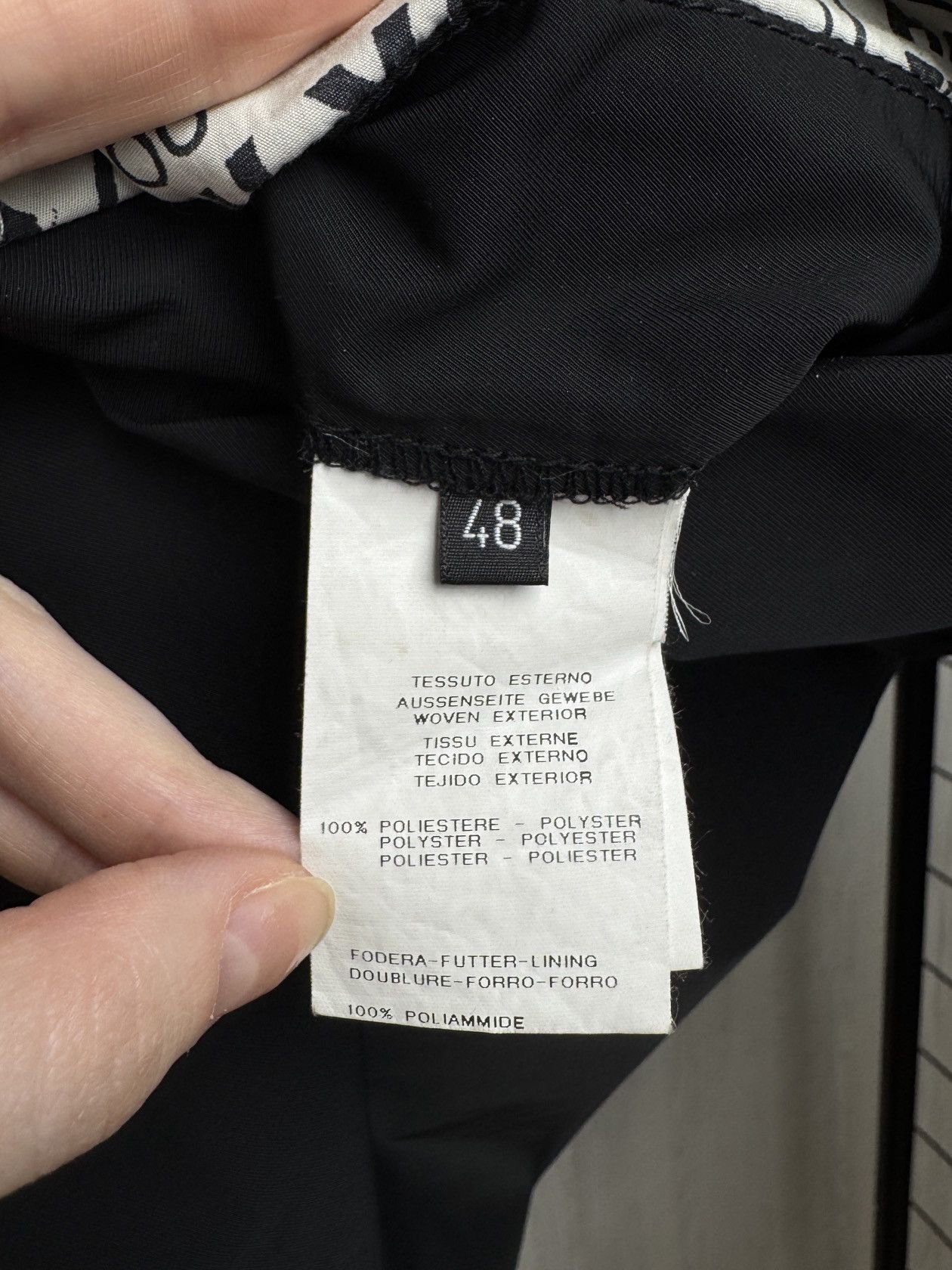 Moschino Moschino vintage nylon newspaper black coach bomber jacket Size US M / EU 48-50 / 2 - 15 Thumbnail
