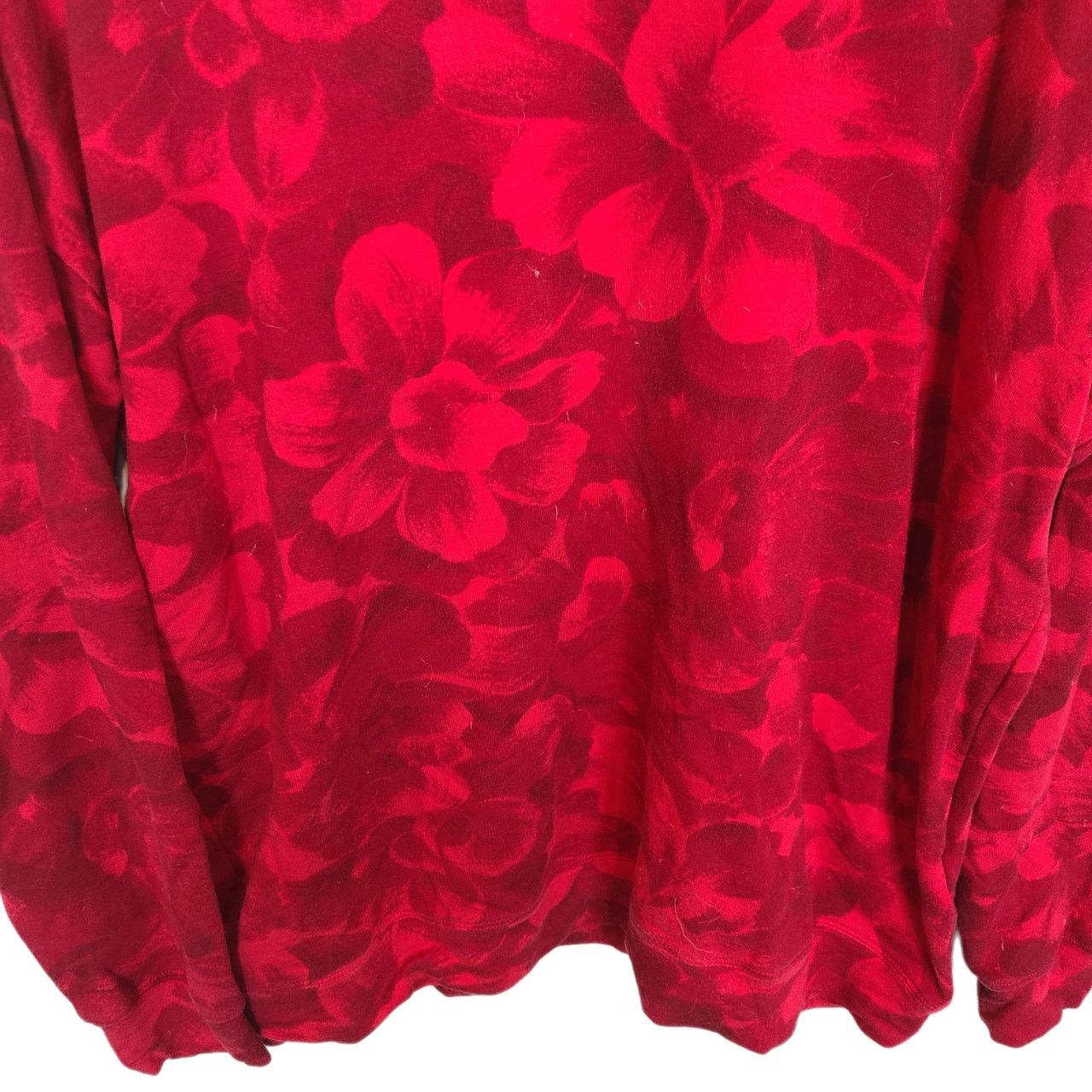 Athleta Athleta Sweatshirt M Red Floral Balance Crewneck Pullover Size M / US 6-8 / IT 42-44 - 4 Thumbnail
