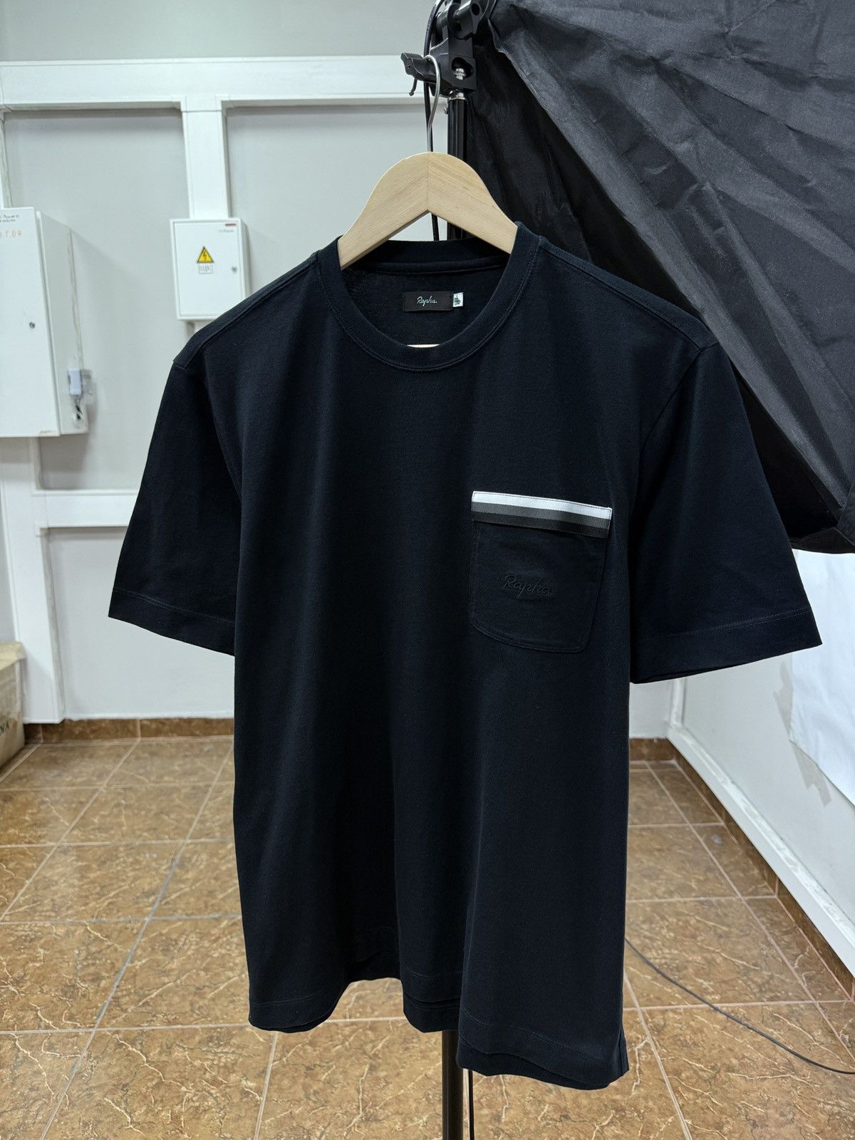 Rapha 🇬🇧 Rapha mbroidered Logo T-Shirt Rare Retro Y2K Size US L / EU 52-54 / 3 - 1 Thumbnail