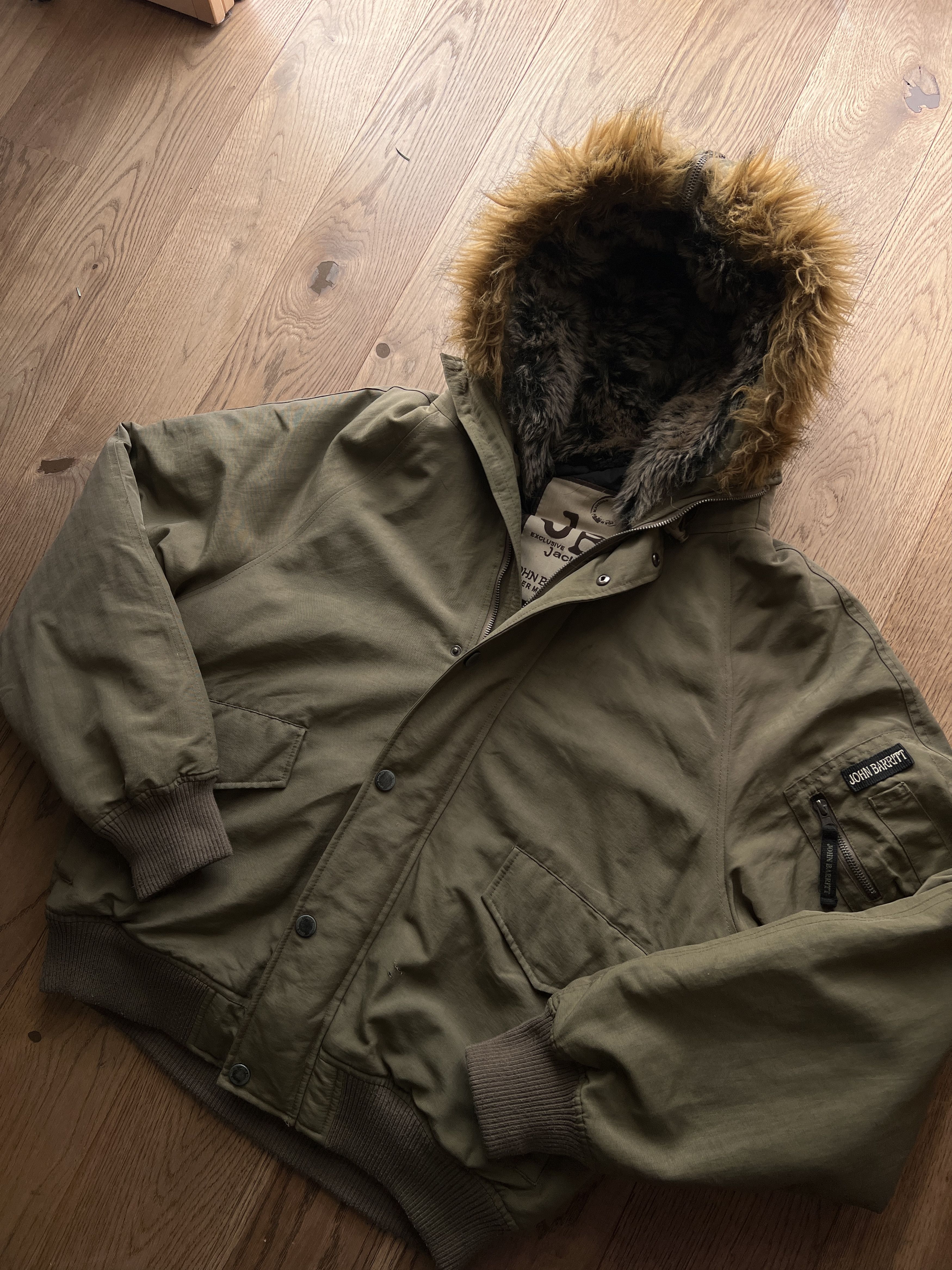 Le Grande Bleu (L.G.B.) Avant garde vintage faux fur hood bomber jacket y2k cropped Size US L / EU 52-54 / 3 - 8 Thumbnail