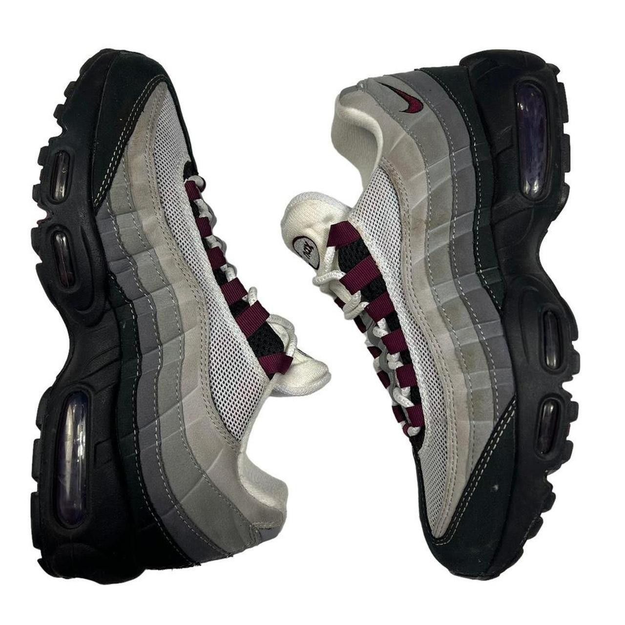 Nike Nike Air Max 95 Dark Beetroot Size US 7.5 / EU 40.5 / UK 6.5 Size US 7.5 / EU 40-41 - 4 Thumbnail