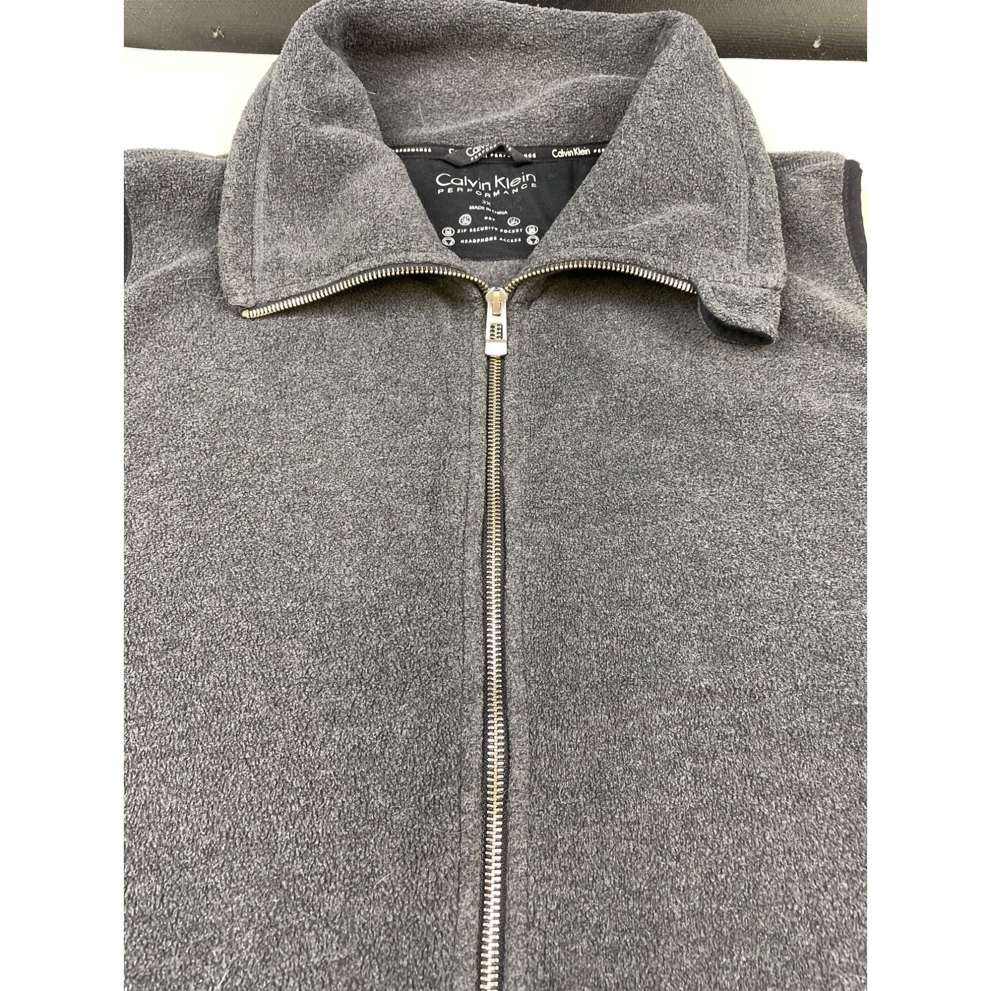 Calvin Klein Calvin Kliein Women's Gray Zipper Up Vest / Sweater Fleece S Size 3XL / US 20-22 - 9 Thumbnail