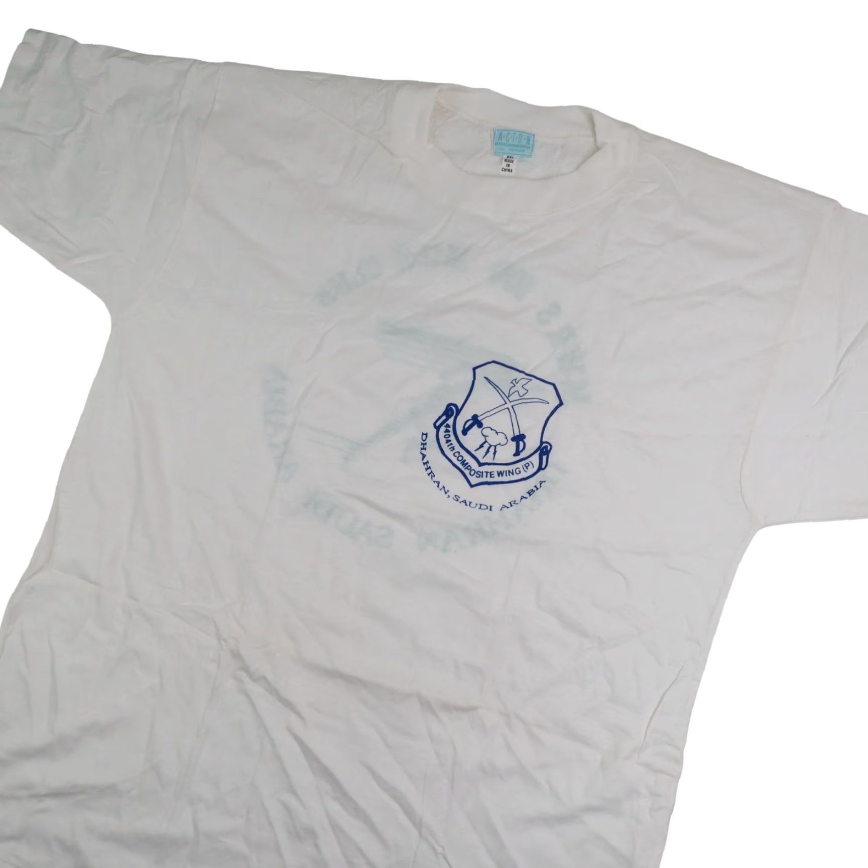 Vintage VINTAGE 90s 4404th Composite Wing (P) Saudi Arabia 100 Mile Club T Shirt Large Mens White XXL 100 Mile Club 90s Vintage Shirt Size US L / EU 52-54 / 3 - 3 Thumbnail