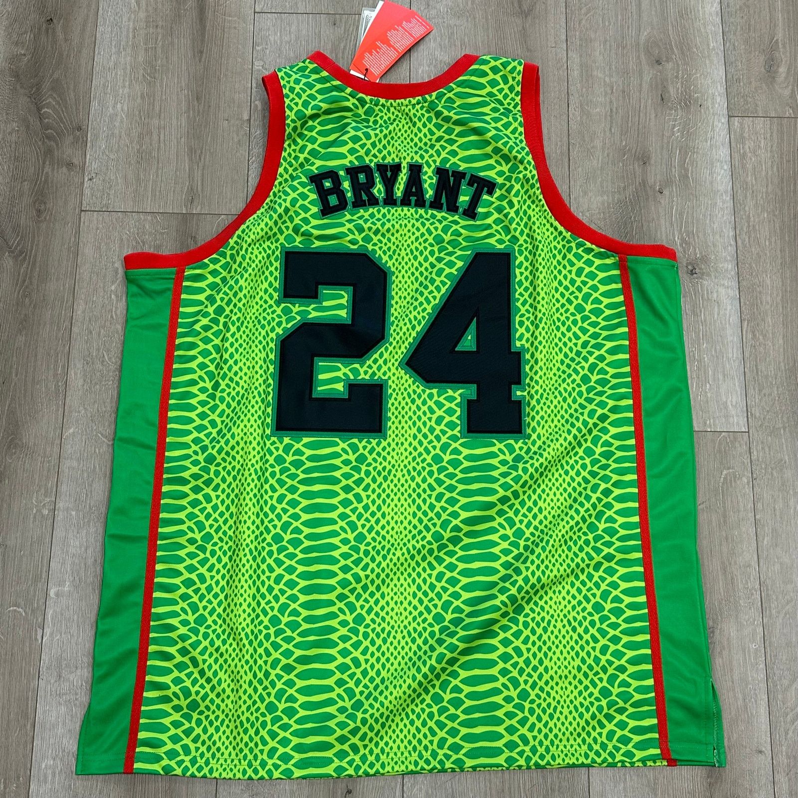 Mitchell & Ness Headgear Classics The Grinch Mamba Kobe Bryant #24 Jersey Size US XXL / EU 58 / 5 - 3 Thumbnail