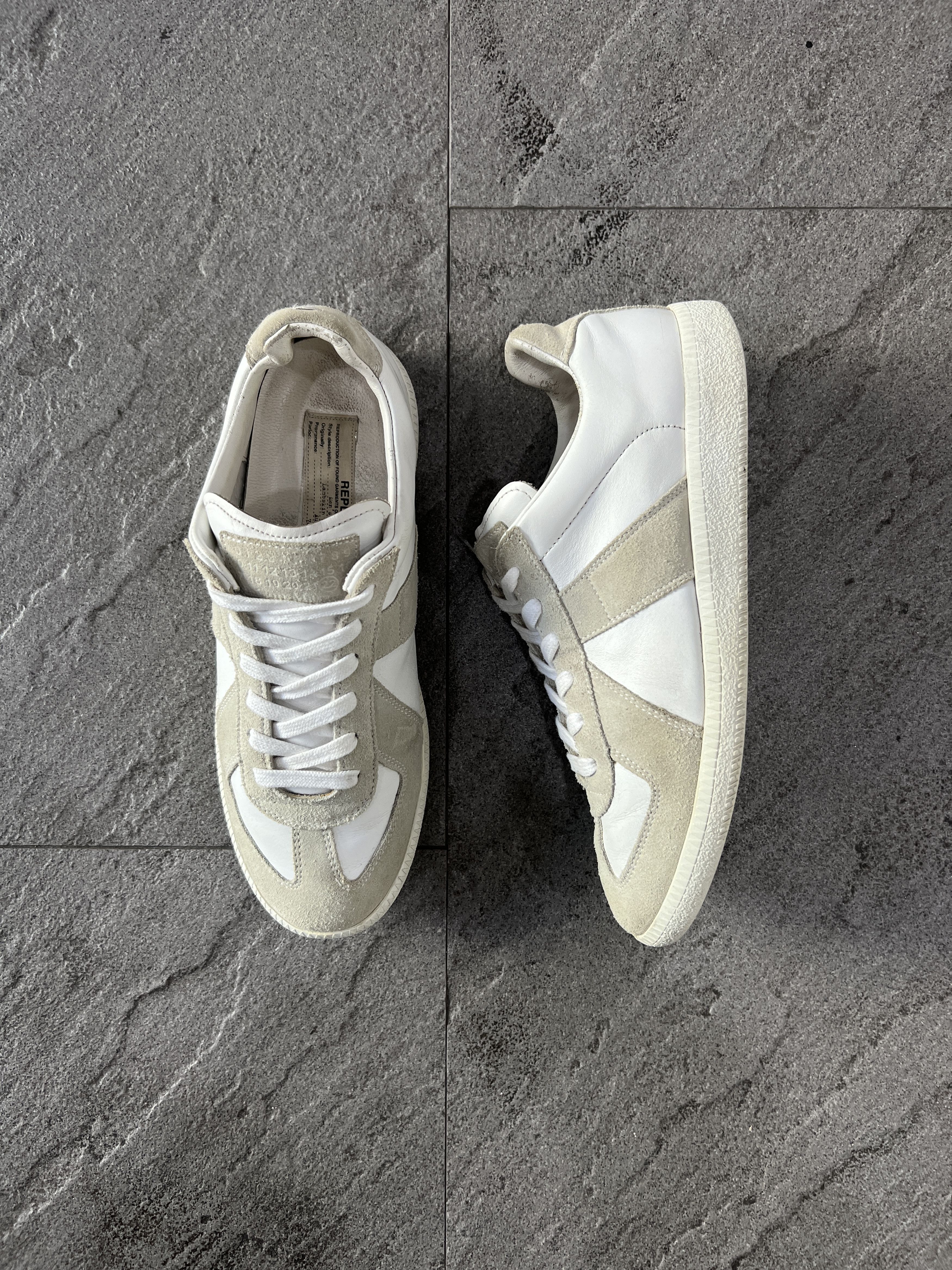 Maison Margiela Maison Margiela Replica GAT Low Top Sneaker White Cream EU39 Size US 9 / IT 39 - 1 Thumbnail
