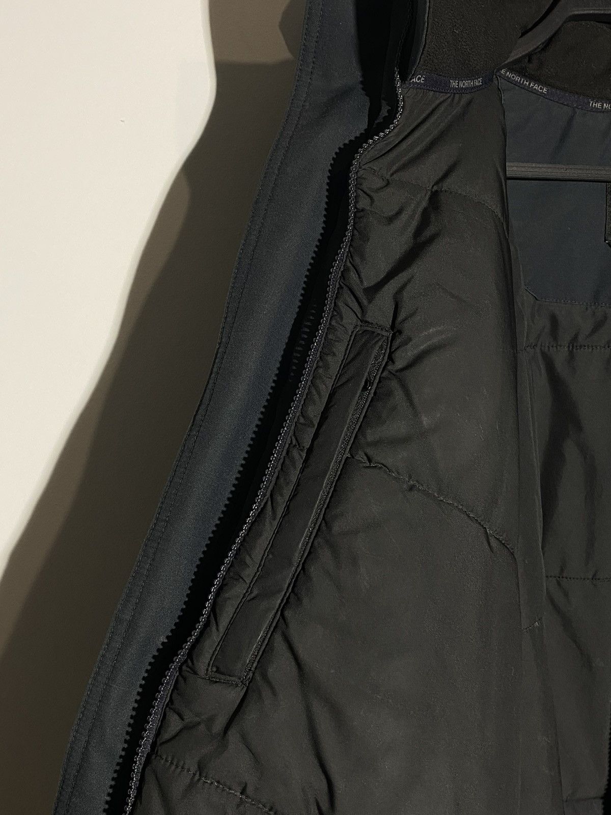 The North Face The North Face men’s streetwear winter parka jacket Size US L / EU 52-54 / 3 - 22 Thumbnail