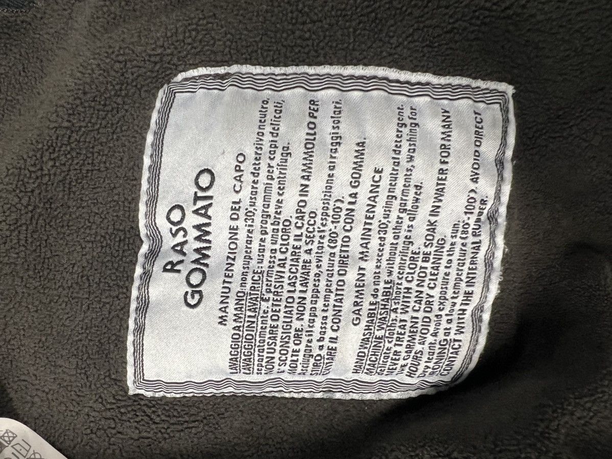 Stone Island Stone Island Raso Gommato Jacket Size Medium Vintage Size US M / EU 48-50 / 2 - 11 Thumbnail