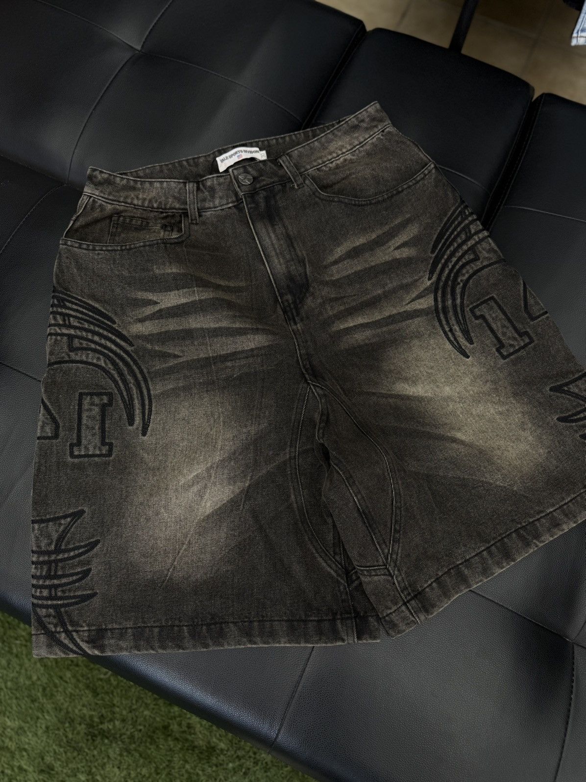 Vale Valley Vale Black Shorts Size 30 (NEW) Size US 30 / EU 46 - 3 Thumbnail