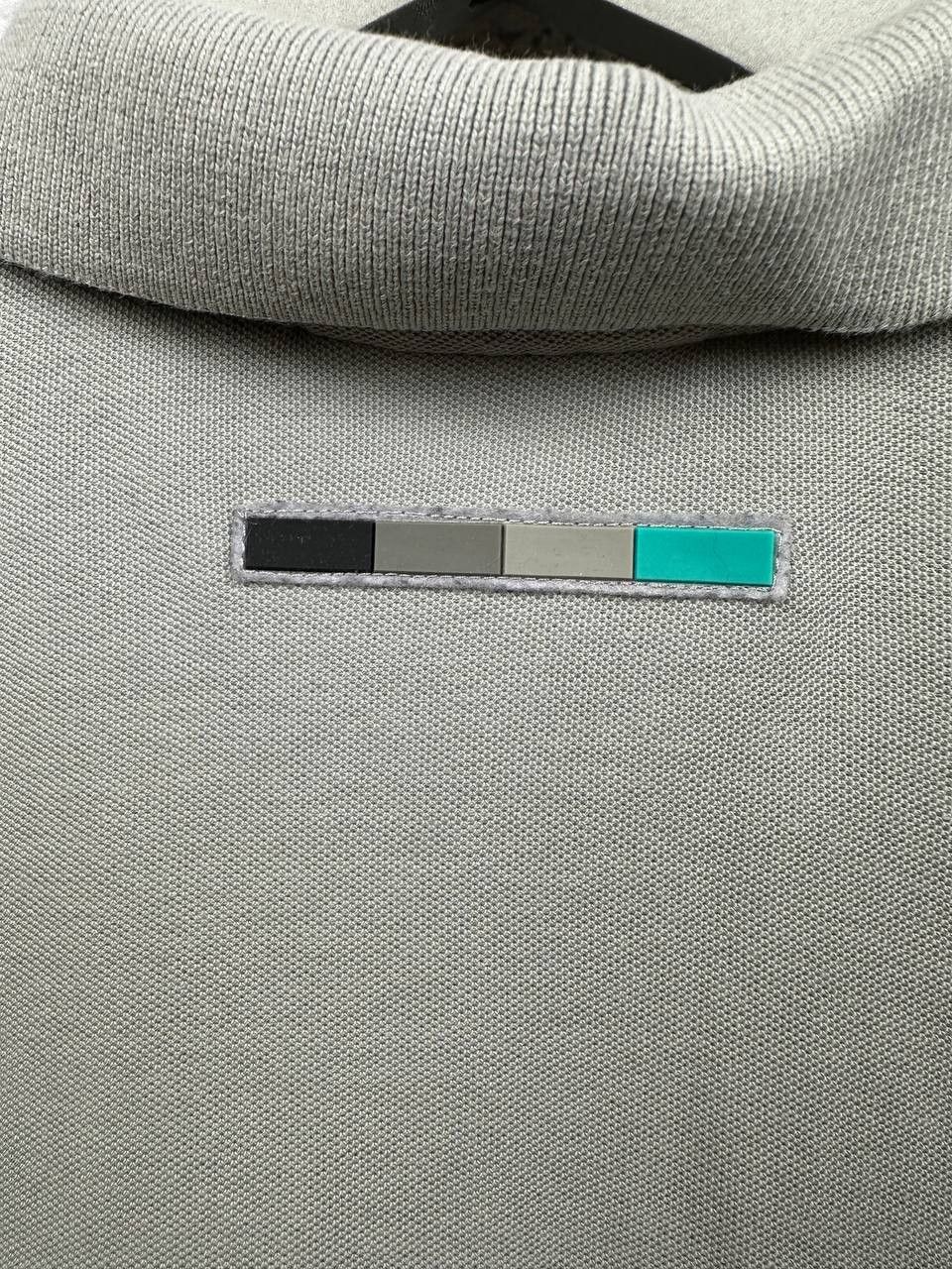Mercedes-Benz Mercedes AMG Petronas Formula One Team Polo Shirt Grey/Black Size US S / EU 44-46 / 1 - 8 Thumbnail