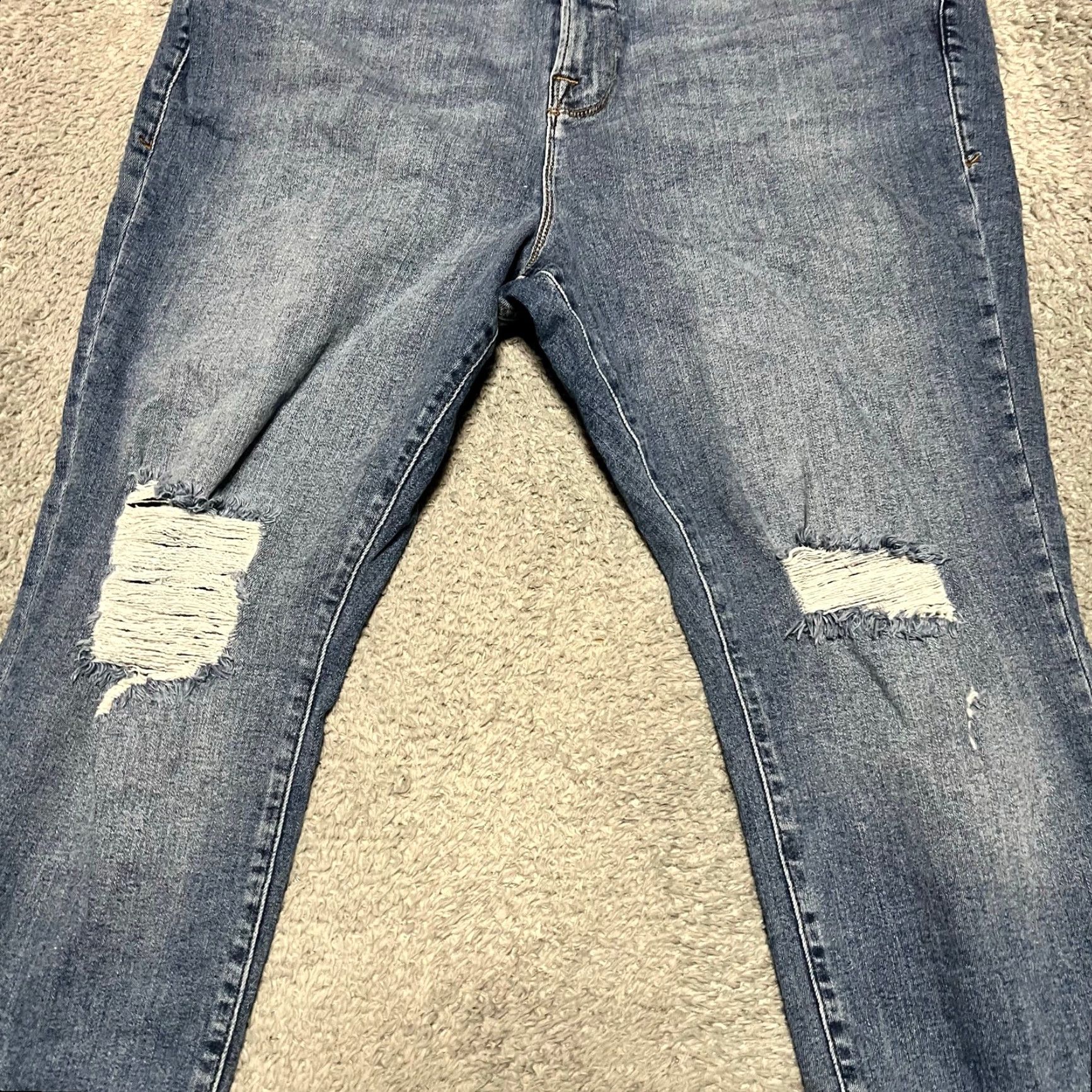 Good American VINTAGE Good American Jeans Womens 18 (36x26) Good Legs Skinny Distressed Cropped Ladies Womens Jeans Skinny Distressed Cropped 18 Blue Modern Size 40" / US 18 - 2 Thumbnail