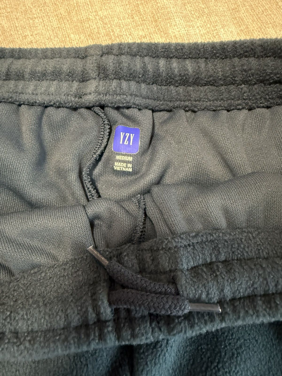 Balenciaga × Gap × Yeezy Yeezy Gap Polar Fleece sweatpants Dark Blue. Medium Size US 32 / EU 48 - 3 Thumbnail