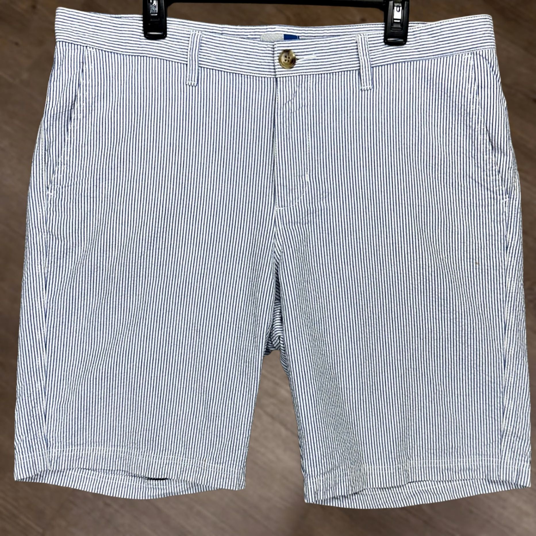 Vintage 14th & Union Khakis Shorts 38 Blue White Striped Seersucker Flat Front Cotton Mens Shorts Navy White Stripes Casual Pants Pockets Vintage? No Size US 38 / EU 54 - 1 Thumbnail