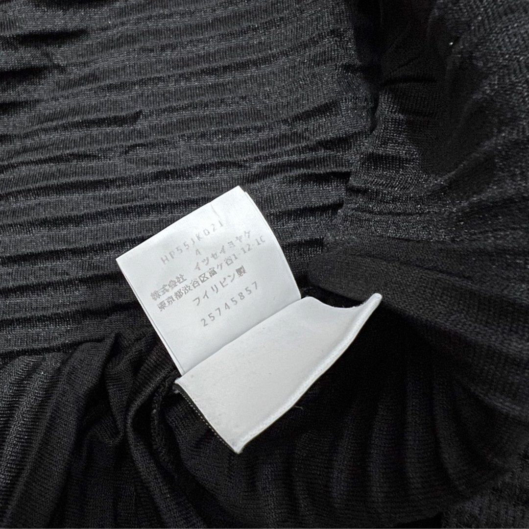 Homme Plisse Issey Miyake HOMME PLISSE ISSEY MIYAKE BASICS BLACK PLEATS Size US XL / EU 56 / 4 - 8 Thumbnail