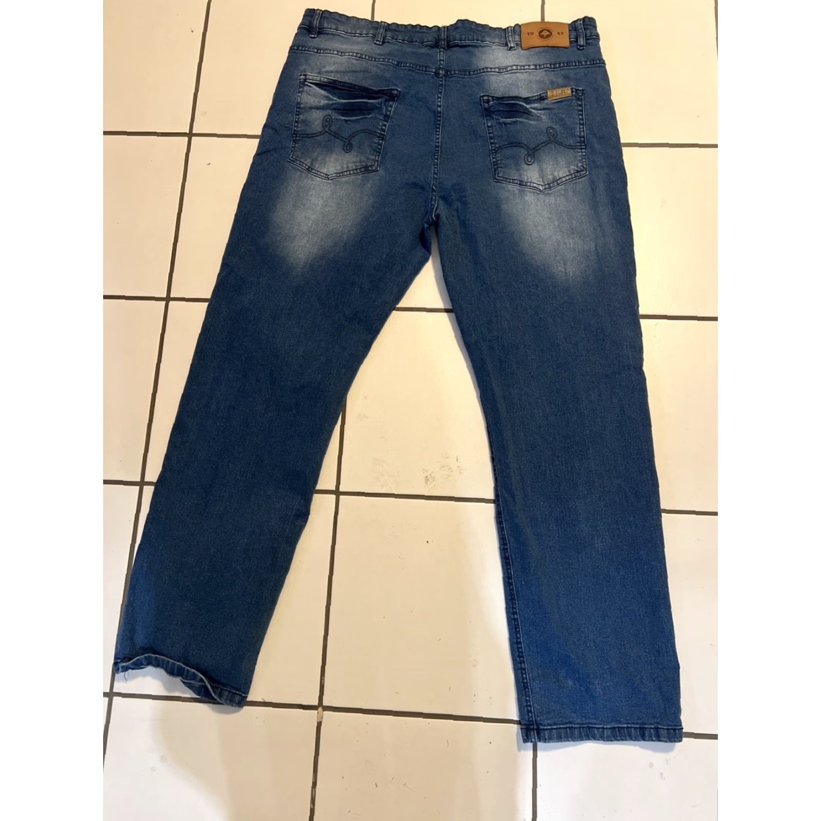 Vintage LRG 1942 Jeans Size 42x32 Blue Denim Straight Classic Streetwear 90s Mens Size US 42 / EU 58 - 2 Thumbnail