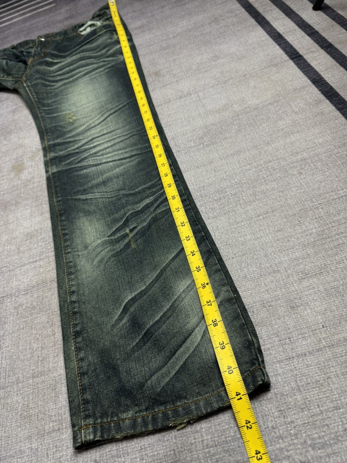 Tornado Mart DDONG SSAN TORNADO STYLE DENIM BUKAN PANTS Size US 35 - 18 Thumbnail