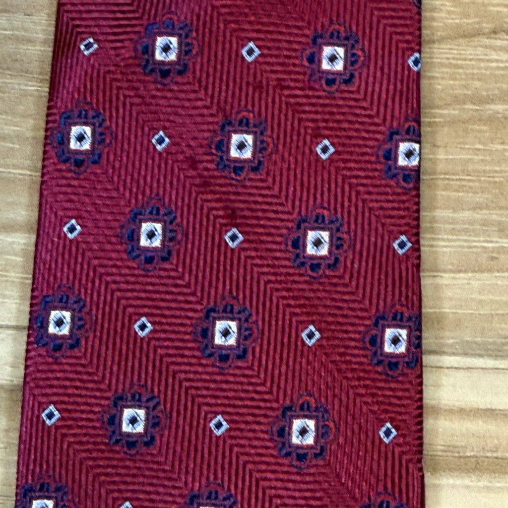 Bruno Piattelli Bruno Piattelli Red Silk Tie 3.25” Handmade Medallion Size 26 - 2 Thumbnail