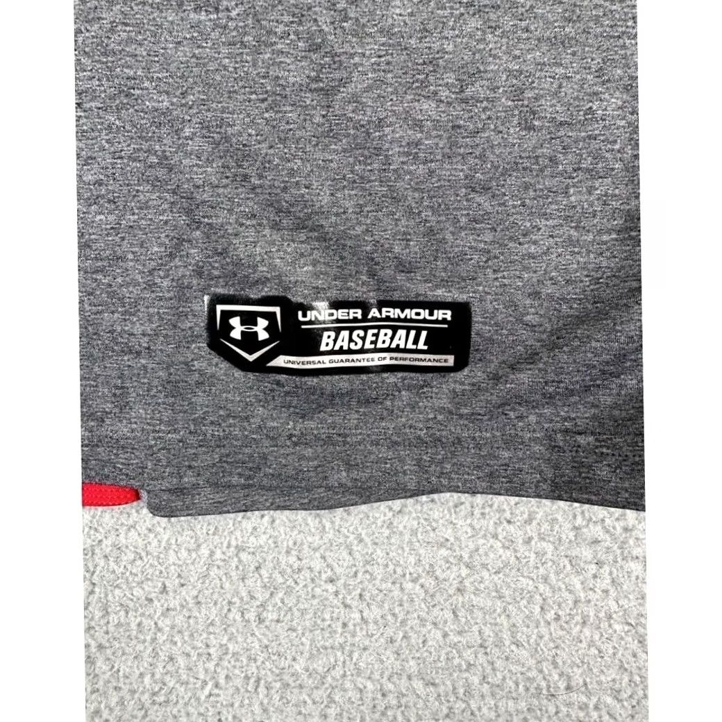 Under Armour Under Armour Shirt Adult Medium Heat Gear Grey Red Baseball Fitted Jersey Mens Size US M / EU 48-50 / 2 - 7 Thumbnail
