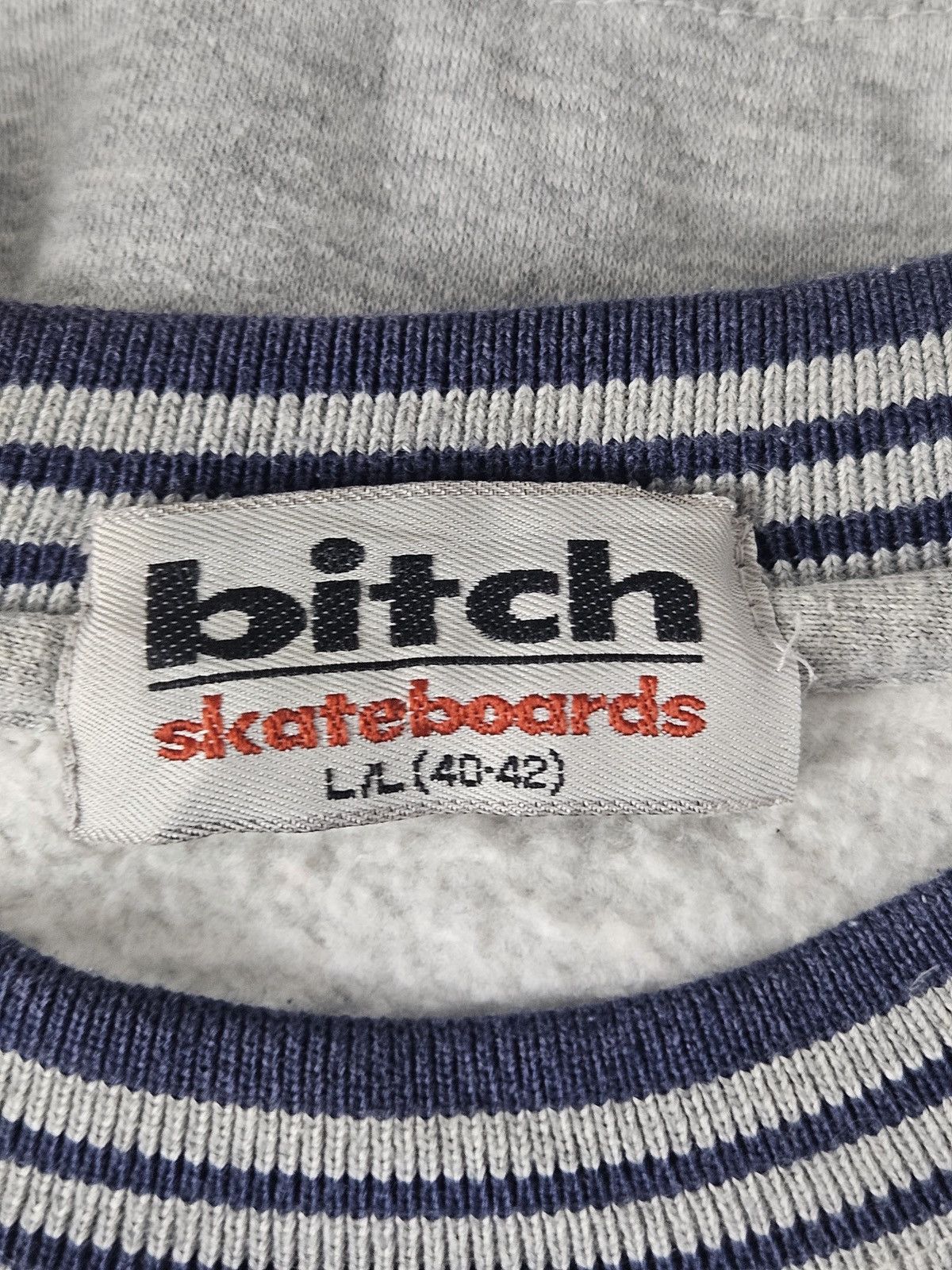 Hook-Ups Vintage Bitch Skateboard Streetwear 90s sweatshirt Size US L / EU 52-54 / 3 - 4 Thumbnail
