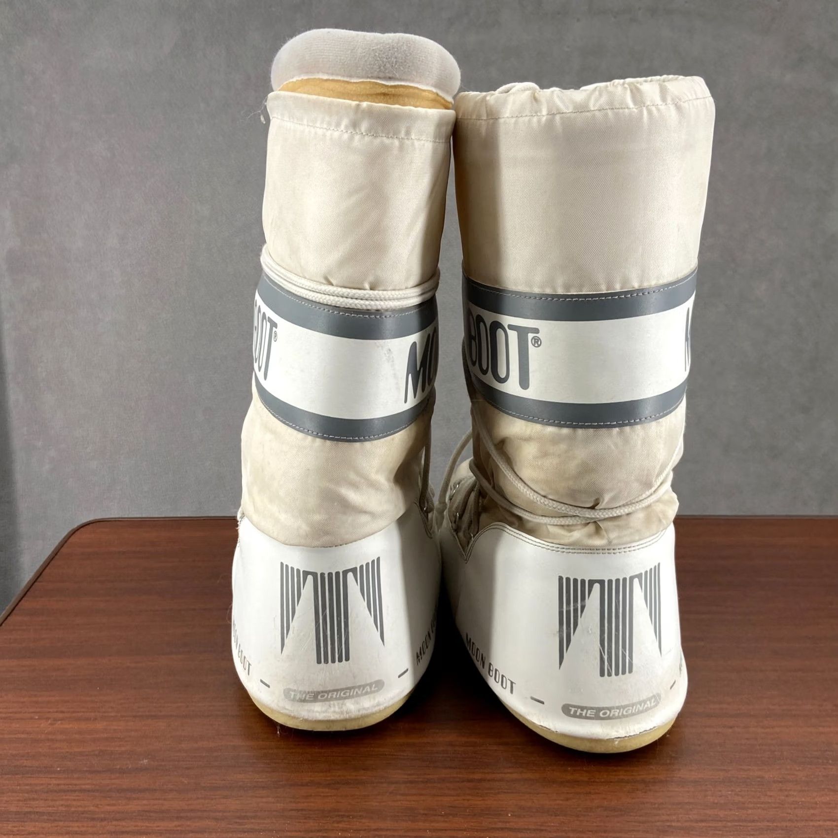 Moon Boot The Original Icon Snow Boot Beige White Nylon Knee  display picture 1