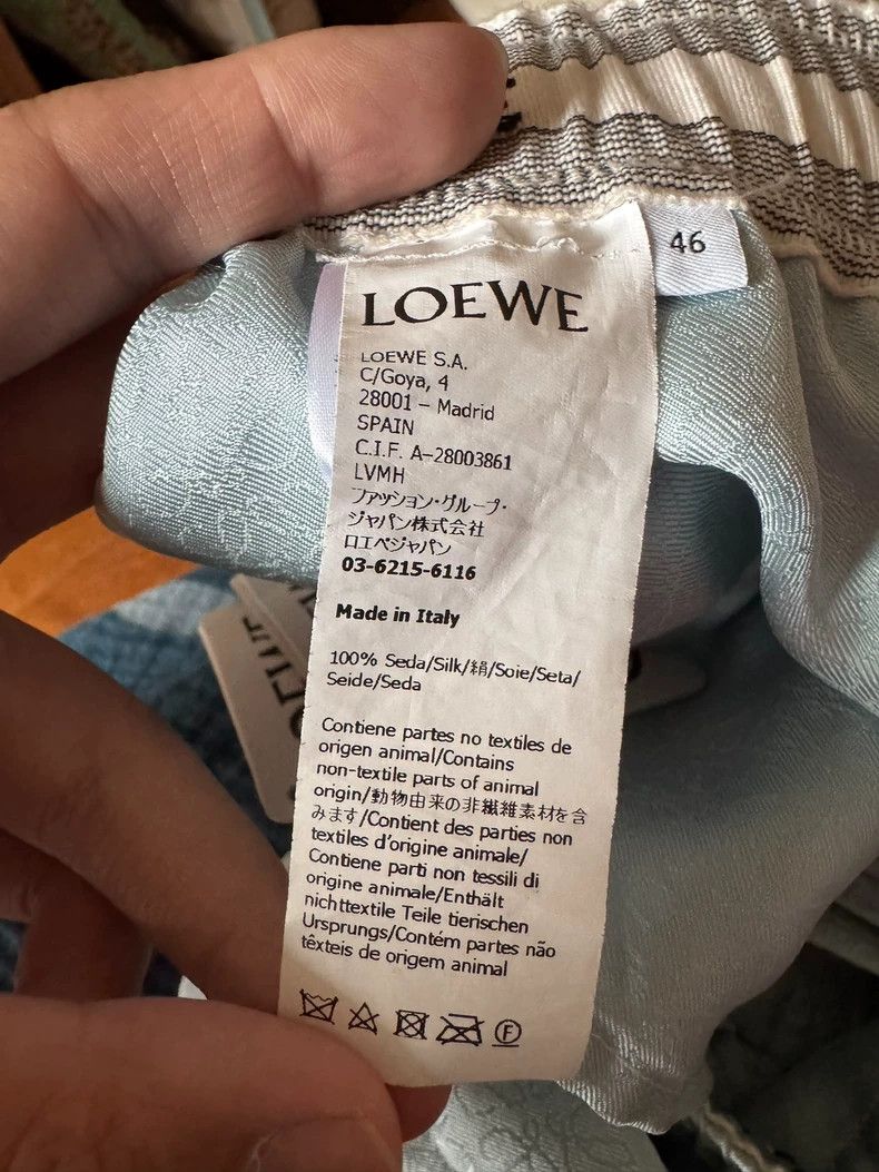 Loewe Loewe Mulberry silk full logo Size US 30 / EU 46 - 4 Thumbnail